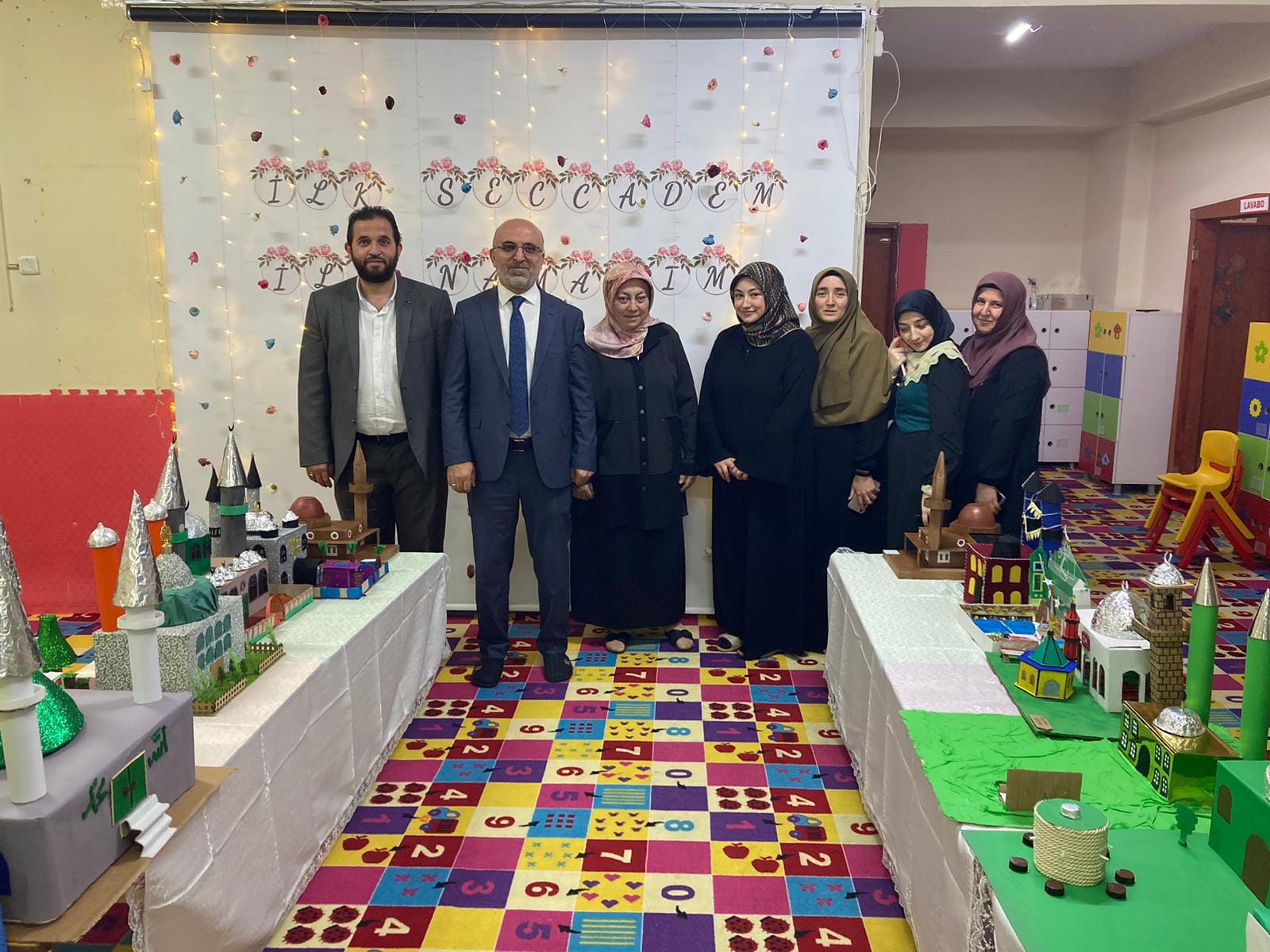 Afyonkarahisar İl Müftülüğü Öncülüğünde "İlk Seccadem ve İlk Namaz" Sergisi Açıldı