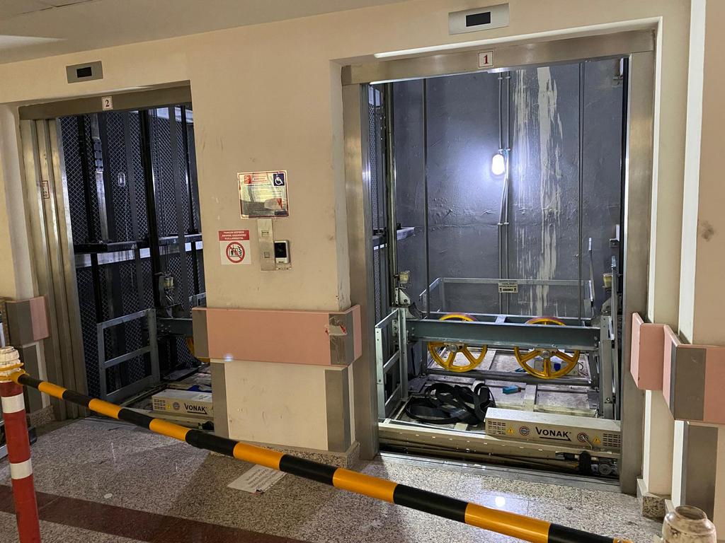 Afyonkarahisar Devlet Hastanesi'nde Asansör Yenileme ve Bakım Çalışmaları Başladı
