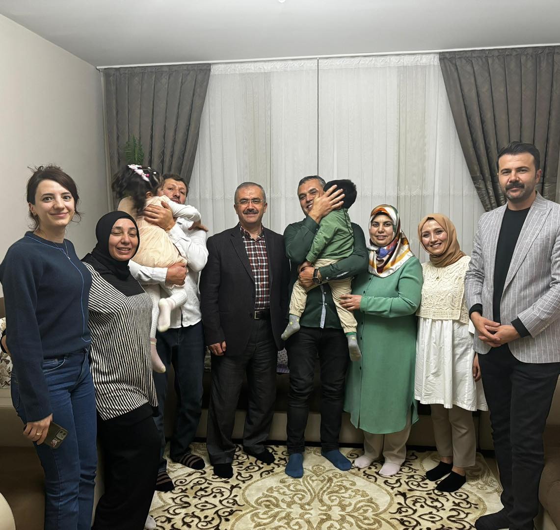 İL MÜDÜRÜ ERDOĞAN, KORUYUCU AİLELERİ ZİYARET ETTİ
