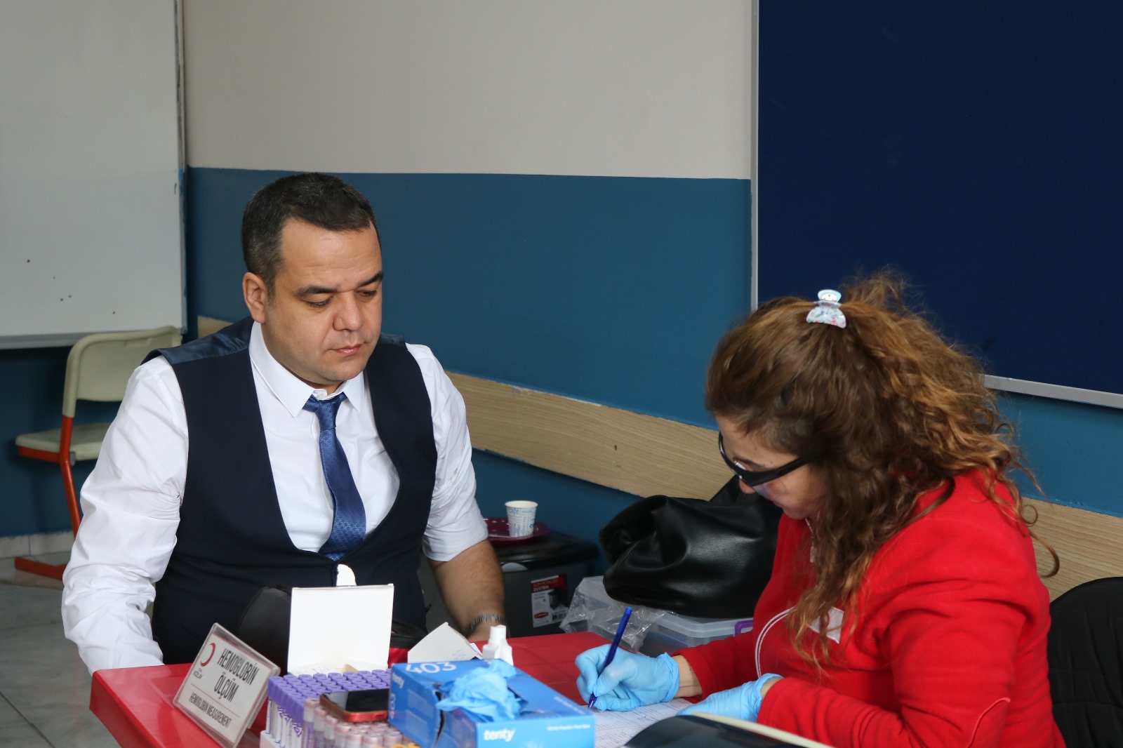 Rahmiye Sare Palalı Teknik Koleji'nde Kan Bağışı Etkinliği Düzenlendi