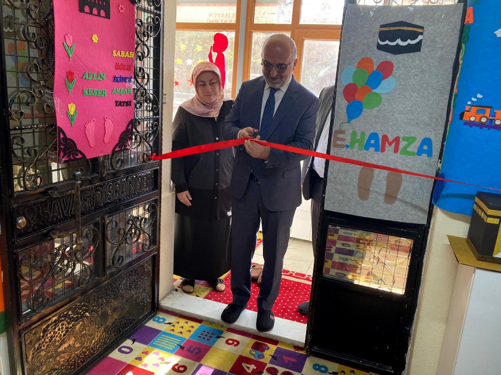 Miniklerden İlk Seccadem ve İlk Namaz Sergisi
