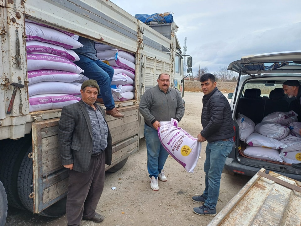 Şuhut’ta 21 Ton 'Taner' Buğday Tohumu Çiftçilerle Buluşturuldu