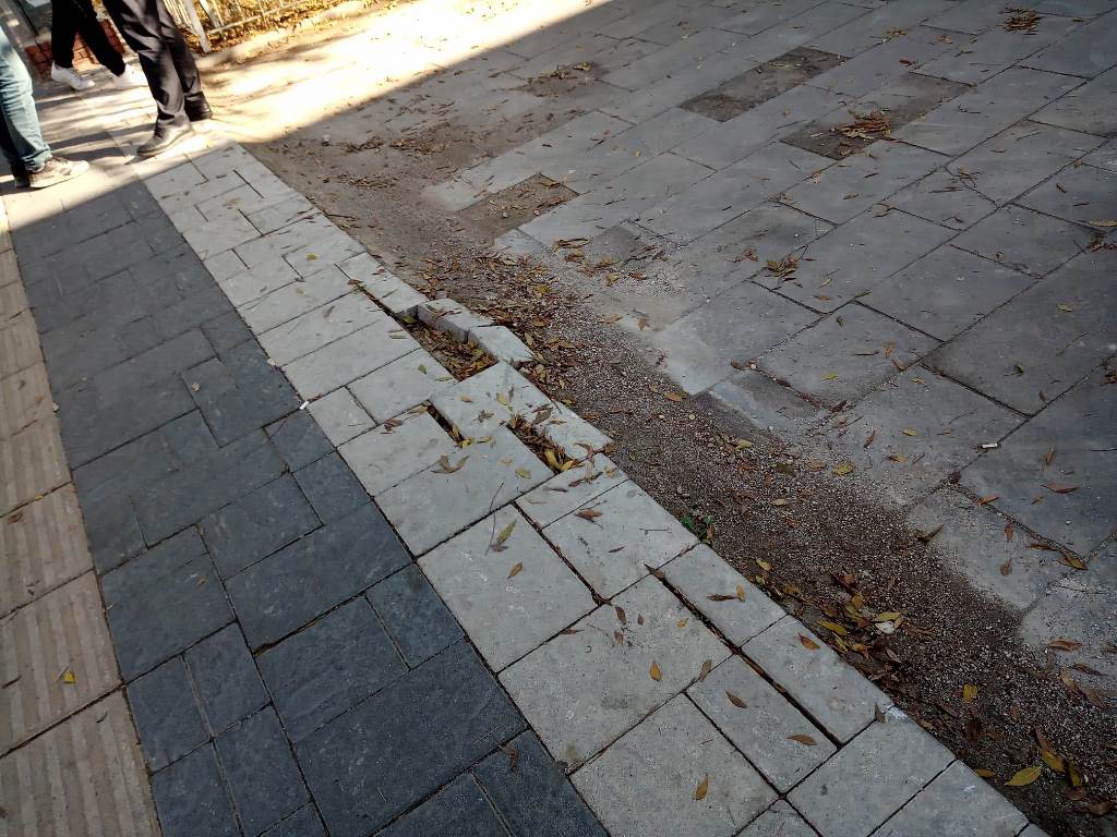 "BURADA YAYA GÜVENLİĞİ YOK, TAHRİBAT VAR"