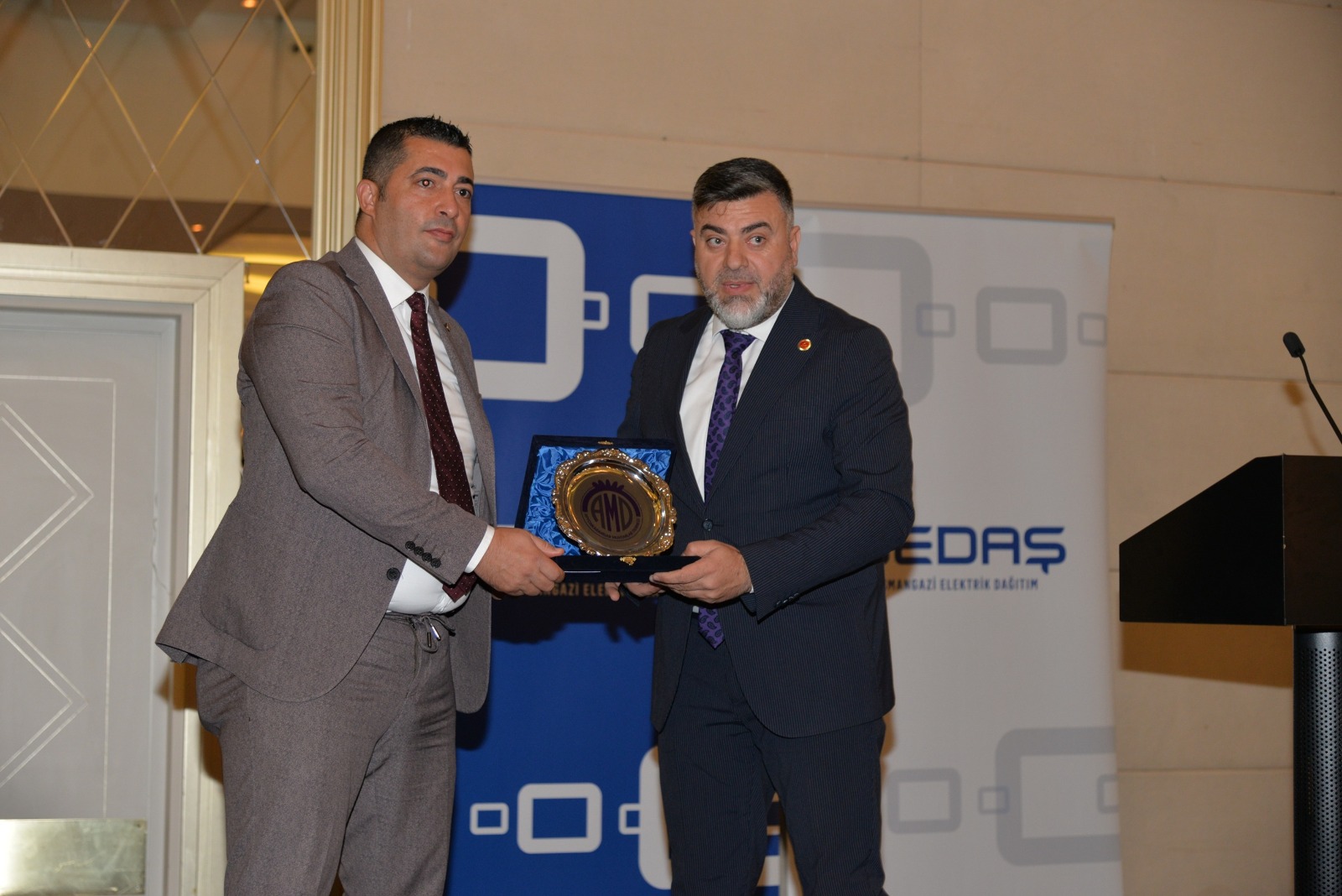 OEDAŞ, AFYONKARAHİSAR'DAKİ MUHTARLARA YATIRIMLARINI VE PROJELERİNİ ANLATTI