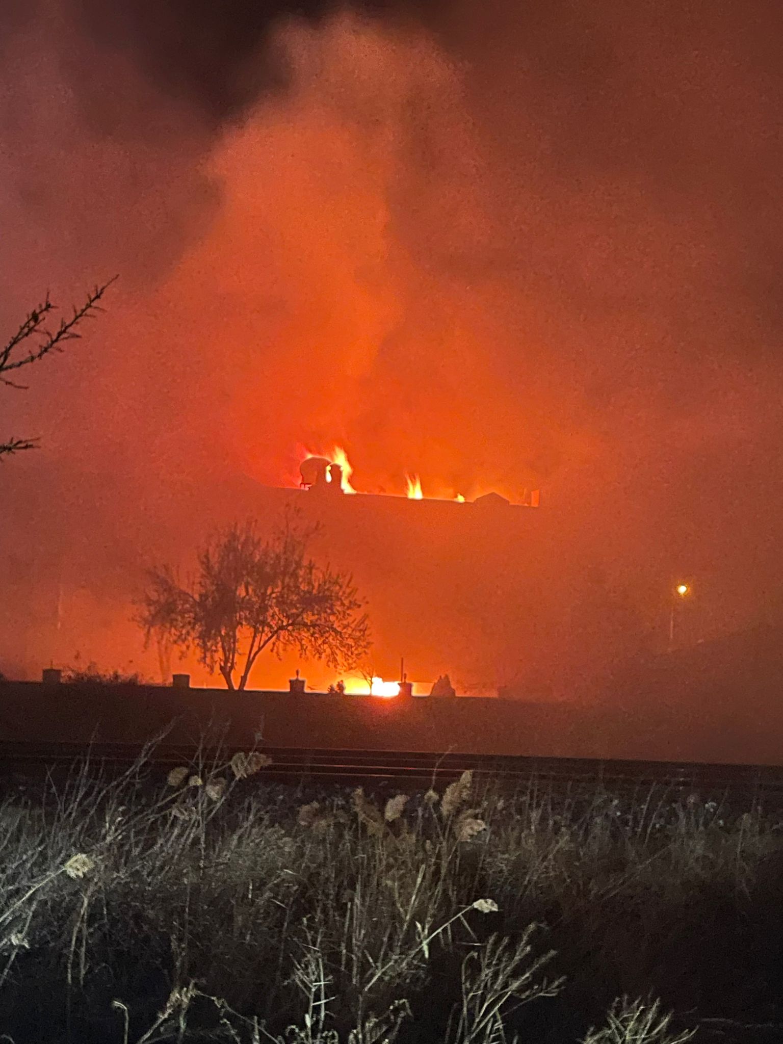 Afyonkarahisar'da Restoranda Yangın: İtfaiye Ekipleri Seferber Oldu