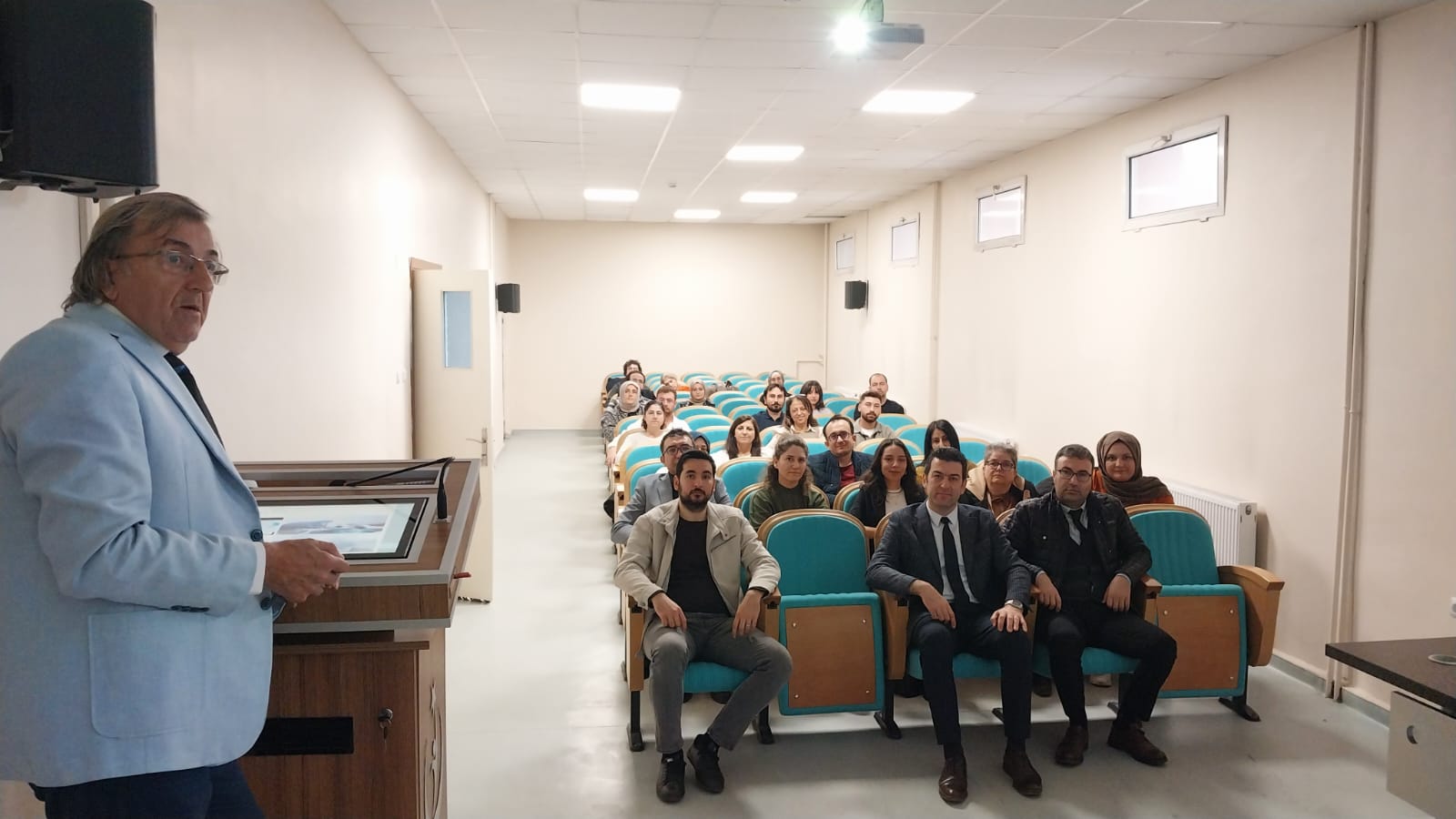Afyon İl Sağlık Müdürlüğü Evde Sağlık Hizmetlerini Değerlendirdi!