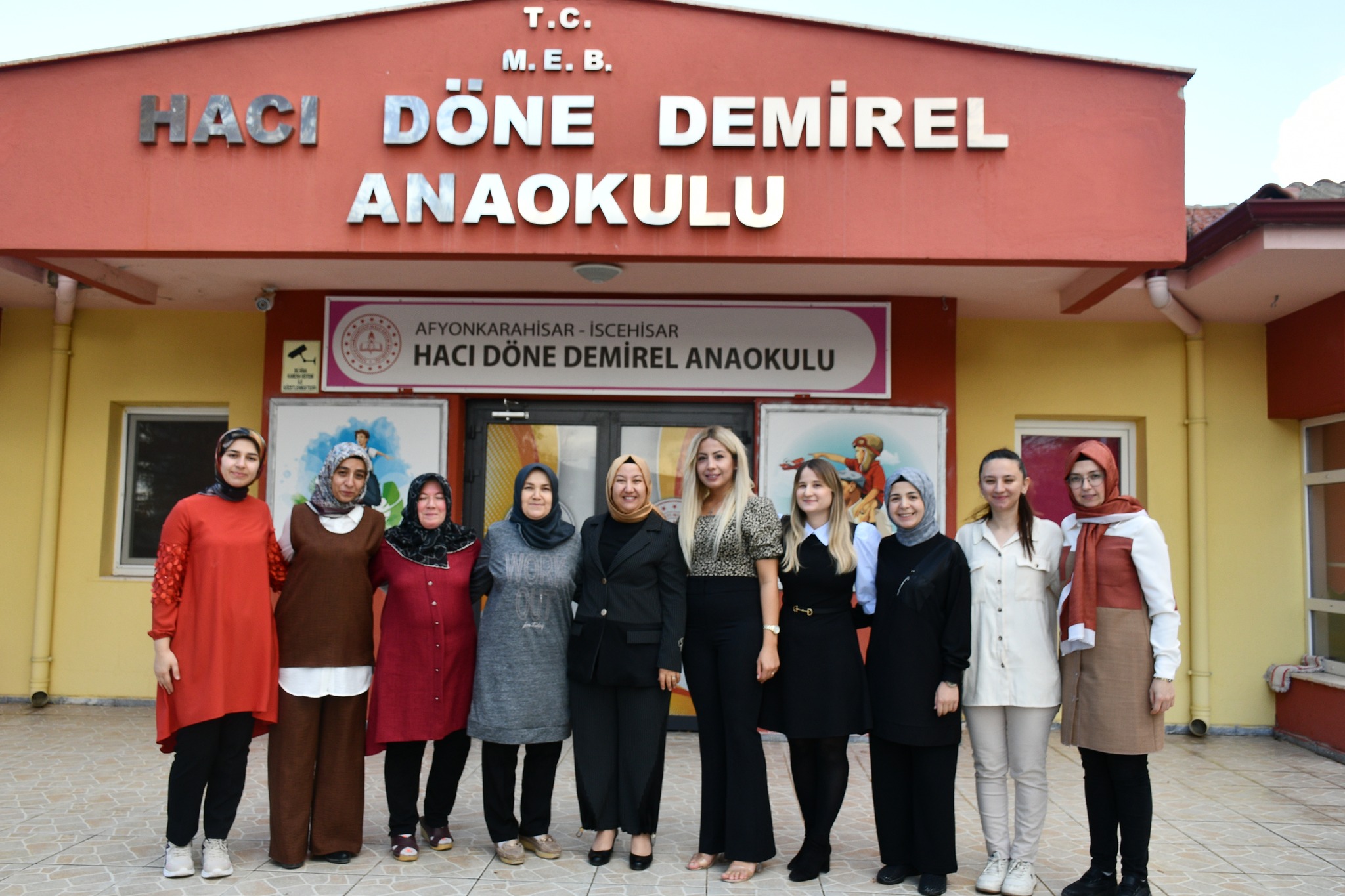 Başkan Kılınçarslan'dan İlçedeki Öğretmenlere Anlamlı Hediye