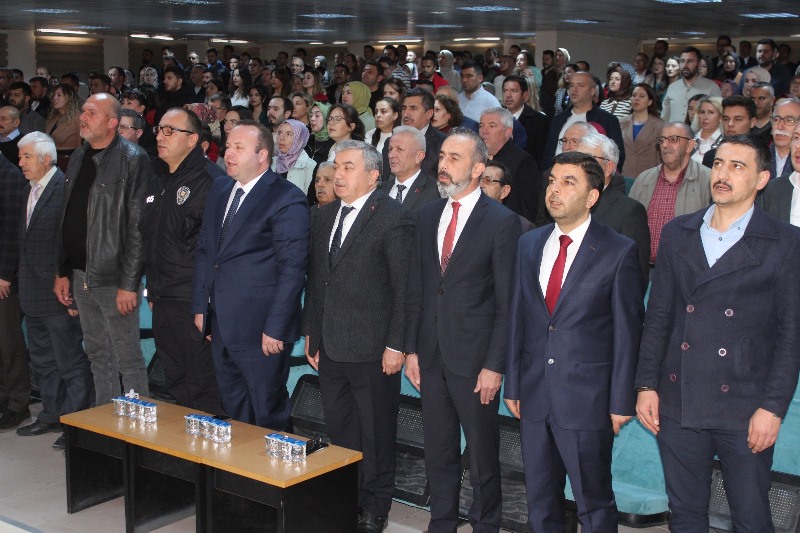 ŞUHUT'TA 24 KASIM ÖĞRETMENLER GÜNÜ KUTLAMA PROGRAMI DÜZENLENDİ