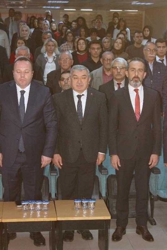 ŞUHUT'TA 24 KASIM ÖĞRETMENLER GÜNÜ KUTLAMA PROGRAMI DÜZENLENDİ