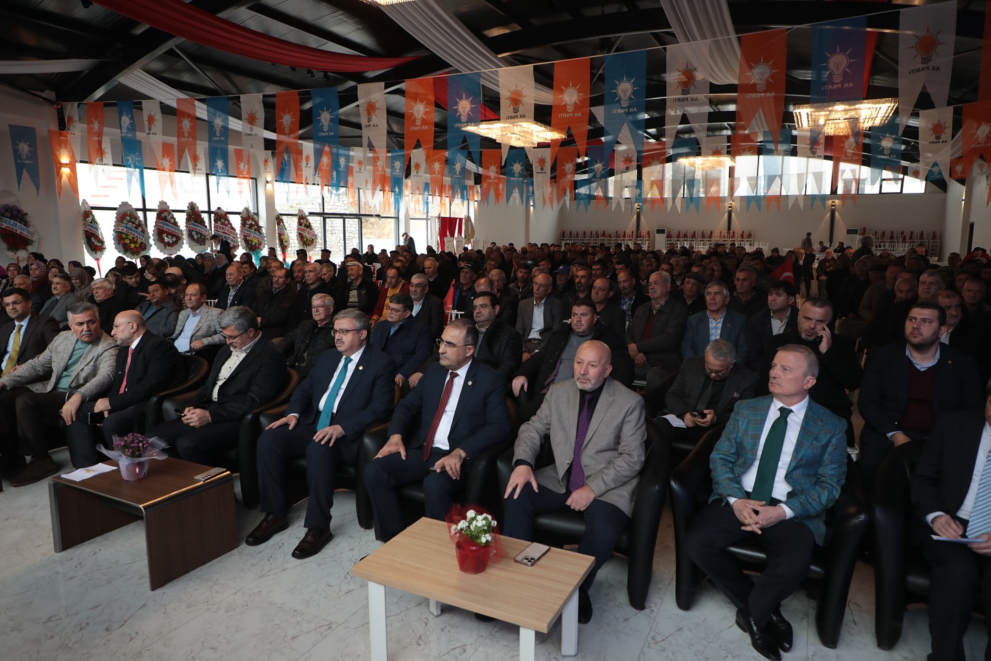 AK PARTİ ÇAY İLÇE TEŞKİLATINDA GÖREV DEĞİŞİMİ