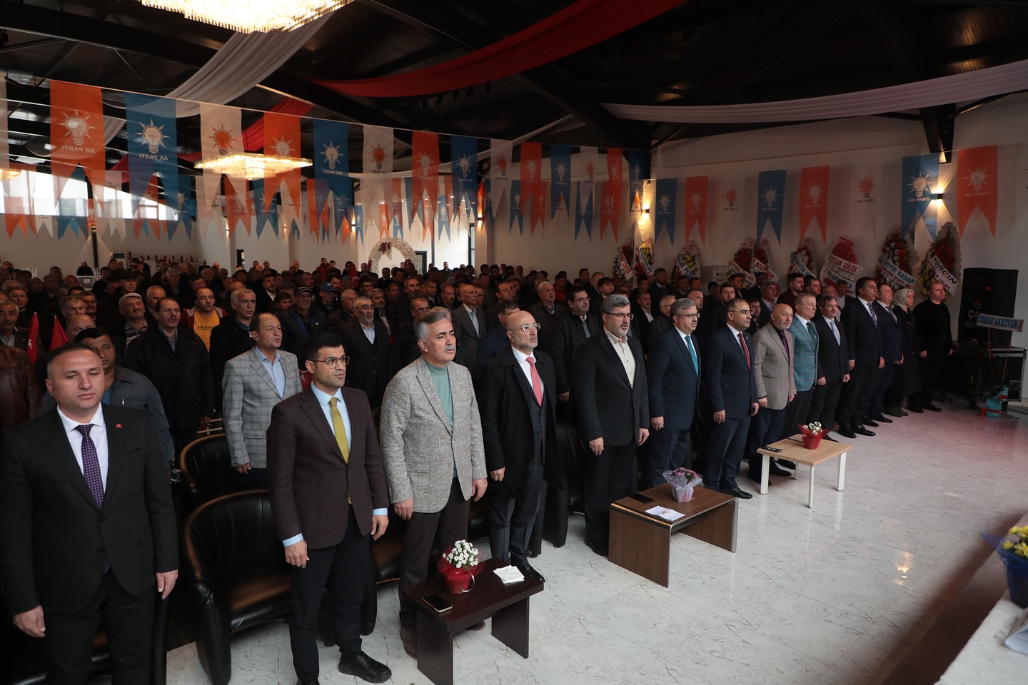 AK PARTİ ÇAY İLÇE TEŞKİLATINDA GÖREV DEĞİŞİMİ