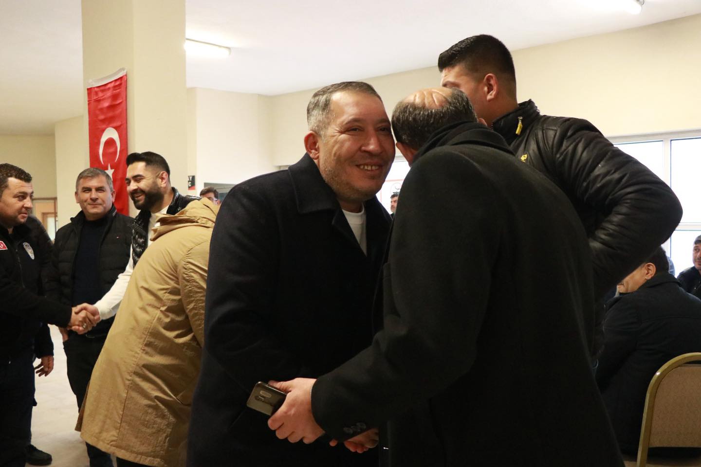 Dinar Belediye Başkanı Veysel Topçu, Umre Yolcularıyla Bir Araya Geldi