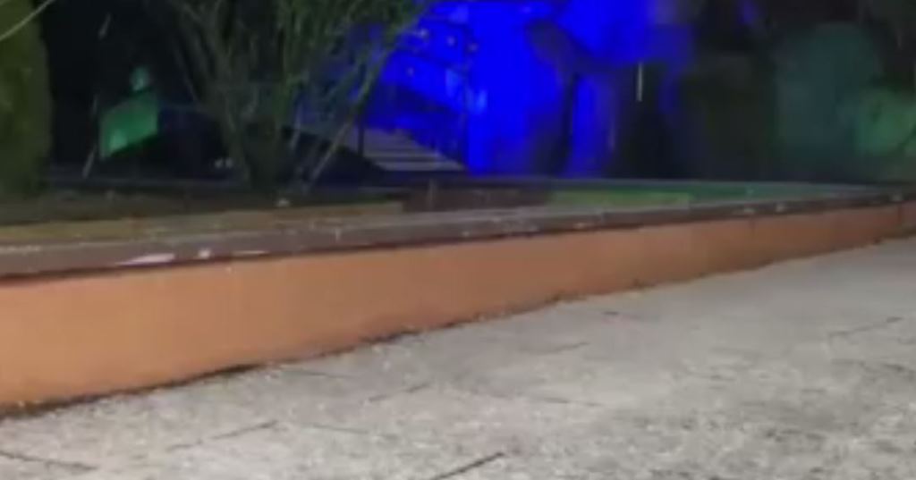 AFYONKARAHİSAR'DA BEKLENEN KAR YAĞIŞI BAŞLADI