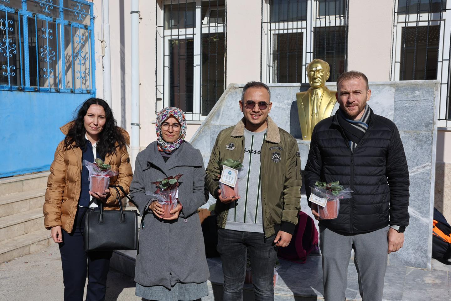 SANDIKLI BELEDİYESİ ÖĞRETMENLER GÜNÜNÜ KUTLADI