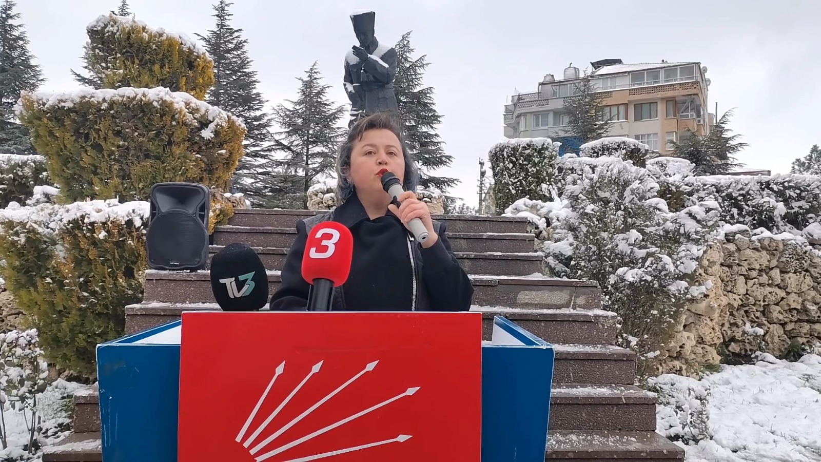 CHP AFYONKARAHİSAR ÖĞRETMENLERİN DEĞERİNİ BİR KEZ DAHA HATIRLATTI