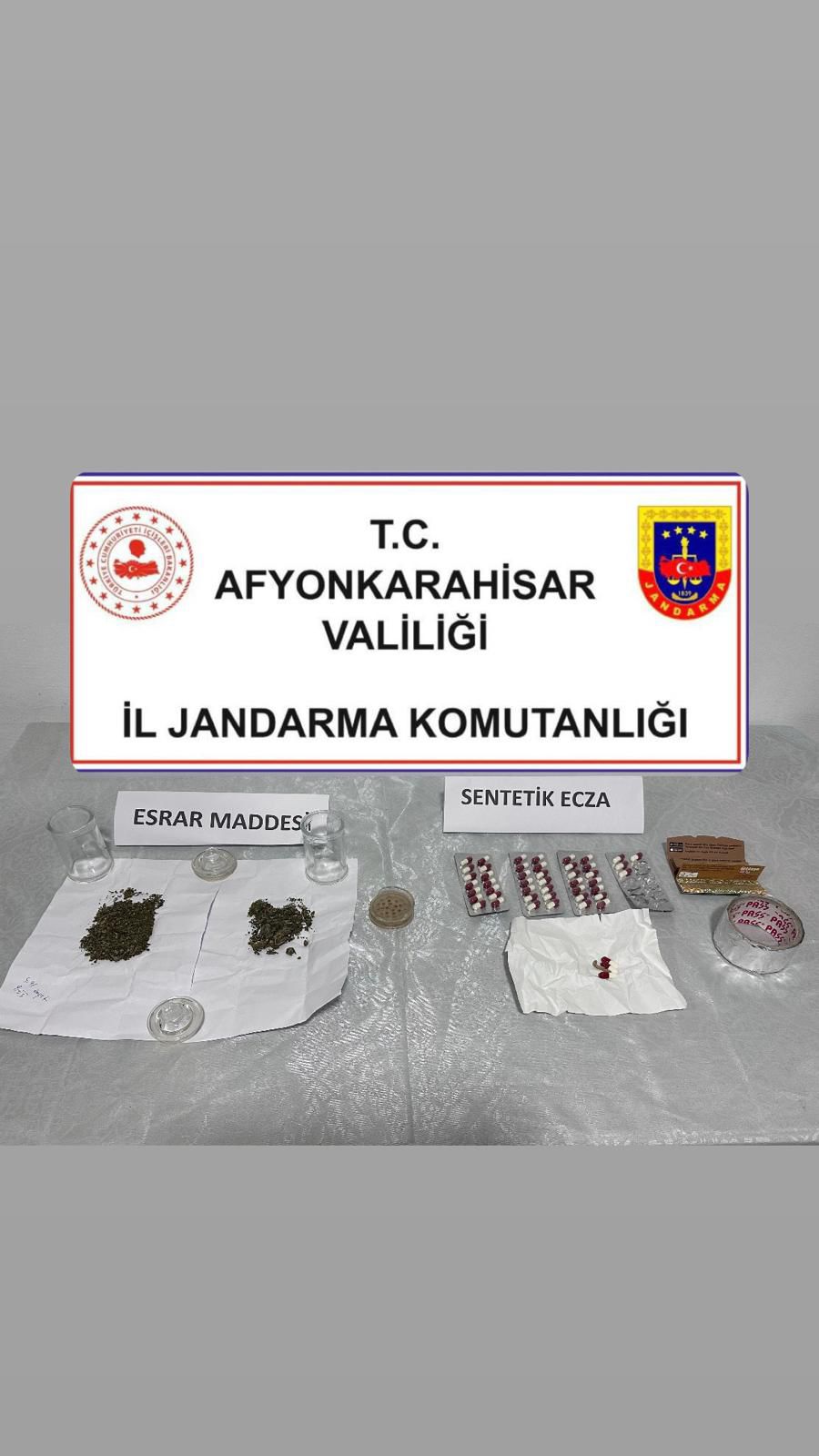 Afyonkarahisar'da Durdurulan Araçta Uyuşturucu Madde Ele Geçirildi