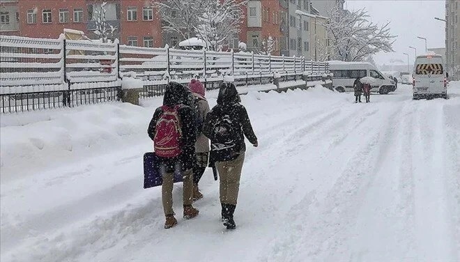 27 ilde eğitime kar engeli