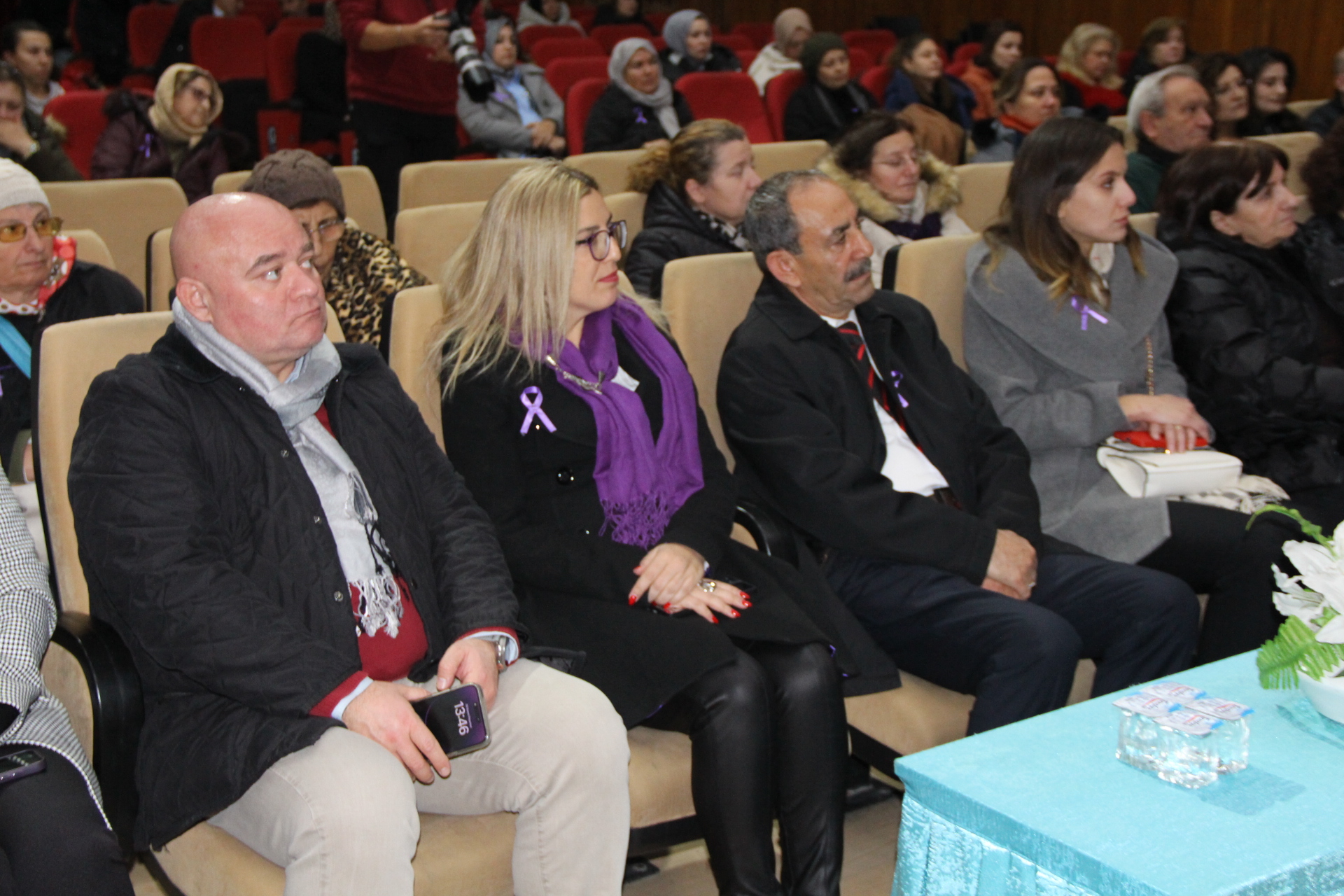 ŞİDDETE YÖNELİK OLARAK KADINLAR BİLGİLENDİRİLDİ