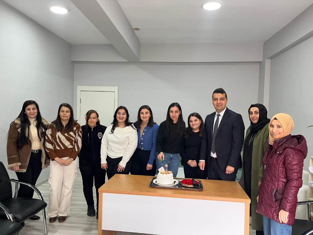 EMİRDAĞ BELEDİYESİ'NDEN ÖĞRETMENLERE ANLAMLI ZİYARET