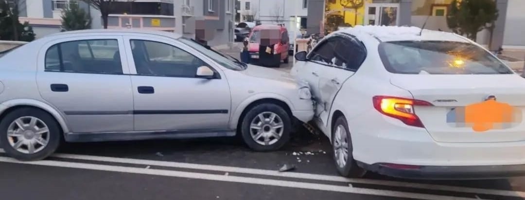 Afyon’da Dikkatsizlik Kazaya Yol Açtı