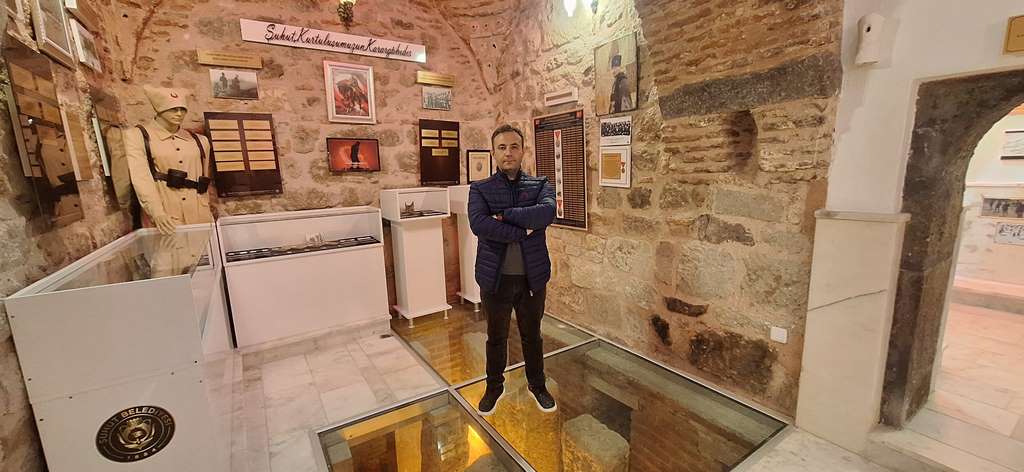 ŞUHUTLU ŞEHİT VE GAZİLER HATIRA MERKEZİ ZİYARETÇİLERİNİ AĞIRLAMAYA DEVAM EDİYOR