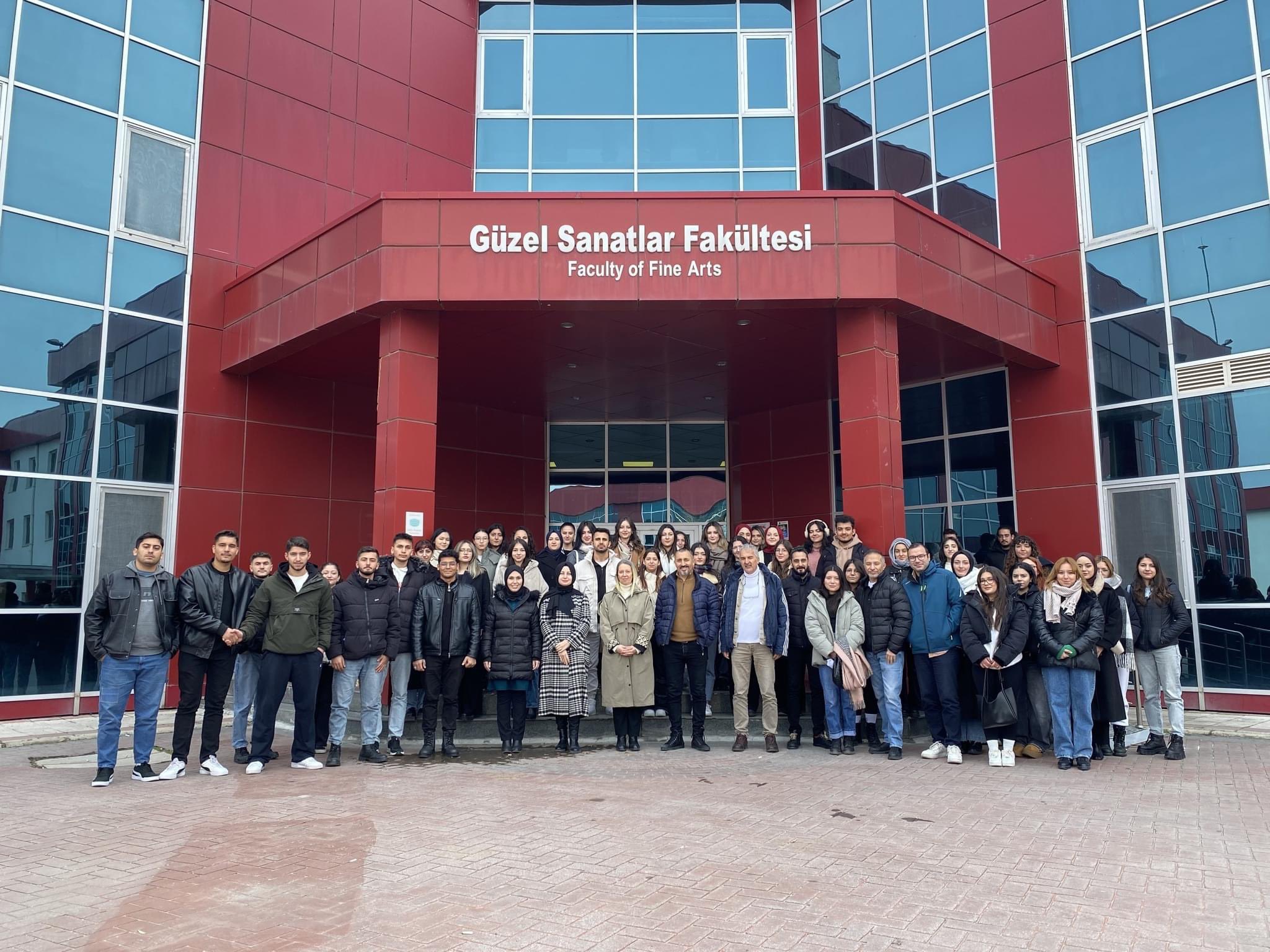 AFYON KOCATEPE ÜNİVERSİTESİ'NDE TASARIM YARIŞMASI TOPLANTISI DÜZENLENDİ