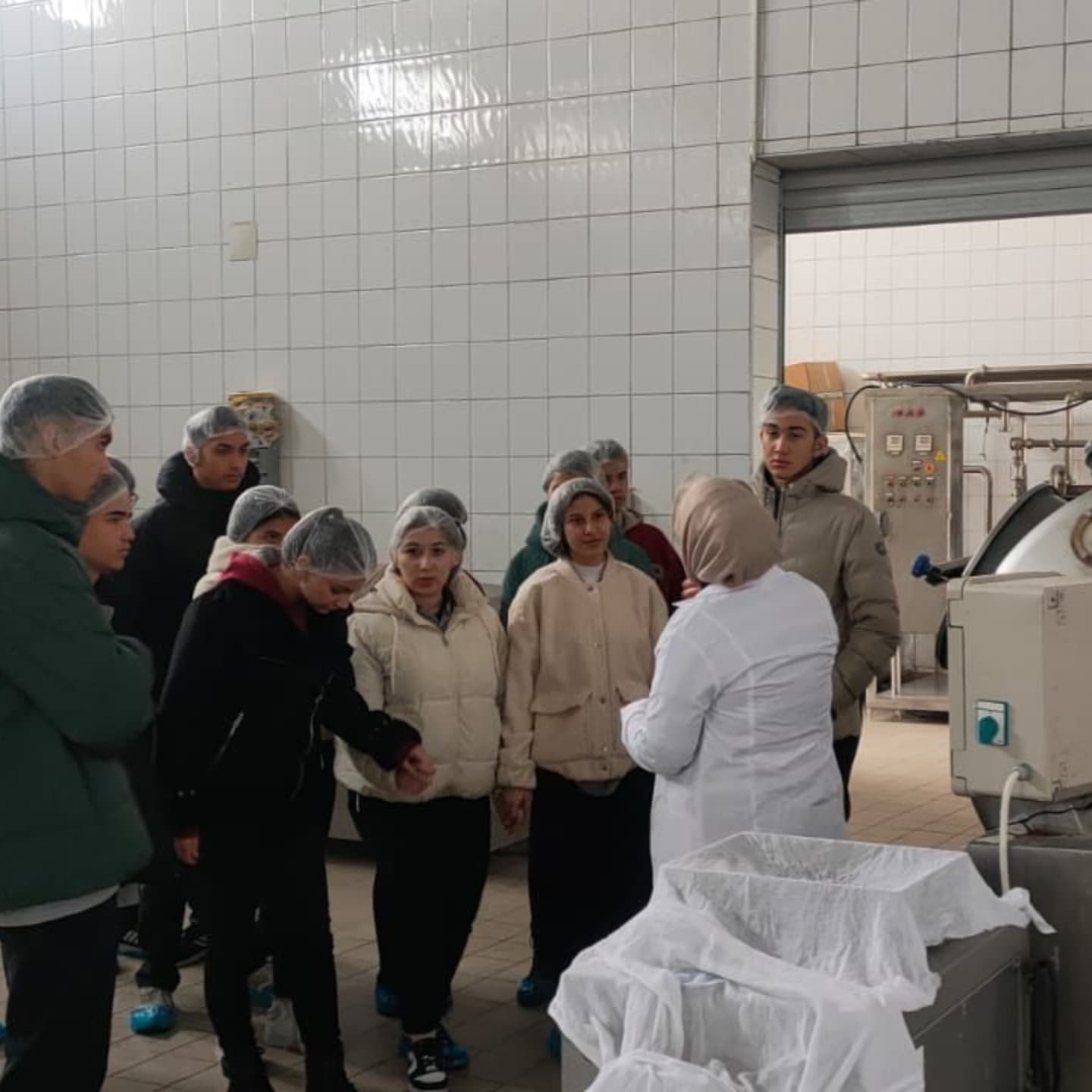 RSP Koleji Öğrencileri Selimoğlu Süt Fabrikasında Teknik Geziye Katıldı!  Teorik Bilgi, Pratik Deneyimle Buluştu
