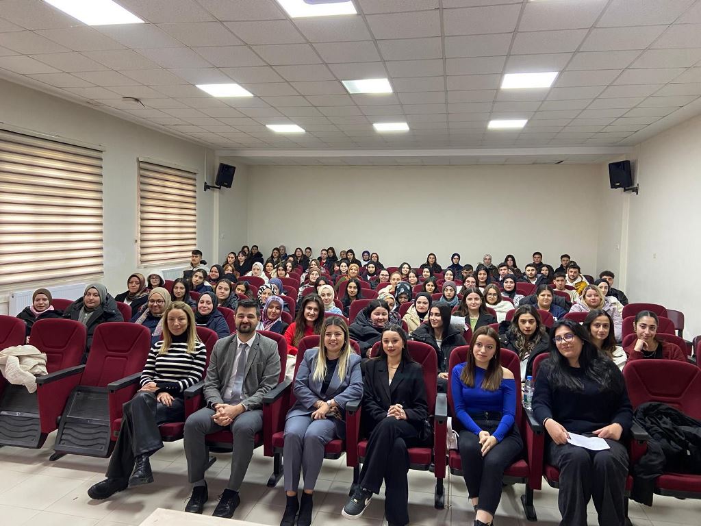 AFSÜ`DE ANLAMLI KONUŞMA