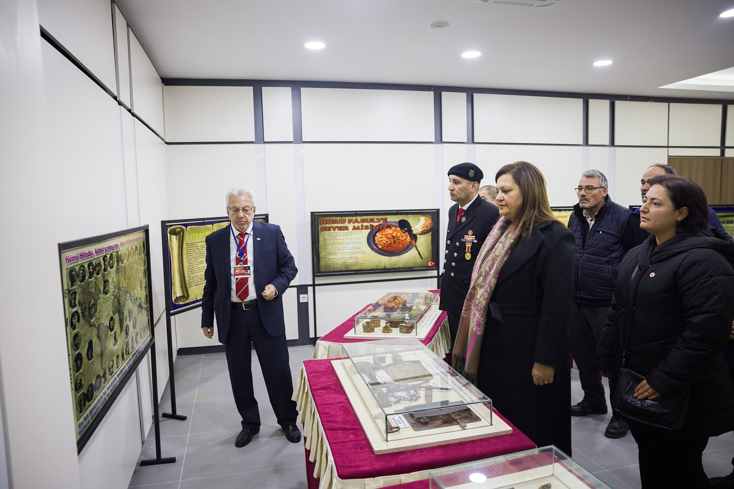 BAŞKAN KÖKSAL, GEZİCİ ÇANAKKALE MÜZESİ'Nİ ZİYARET ETTİ
