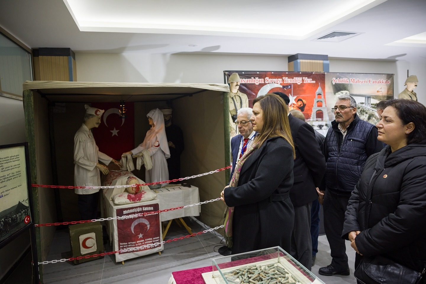 BAŞKAN KÖKSAL, GEZİCİ ÇANAKKALE MÜZESİ'Nİ ZİYARET ETTİ