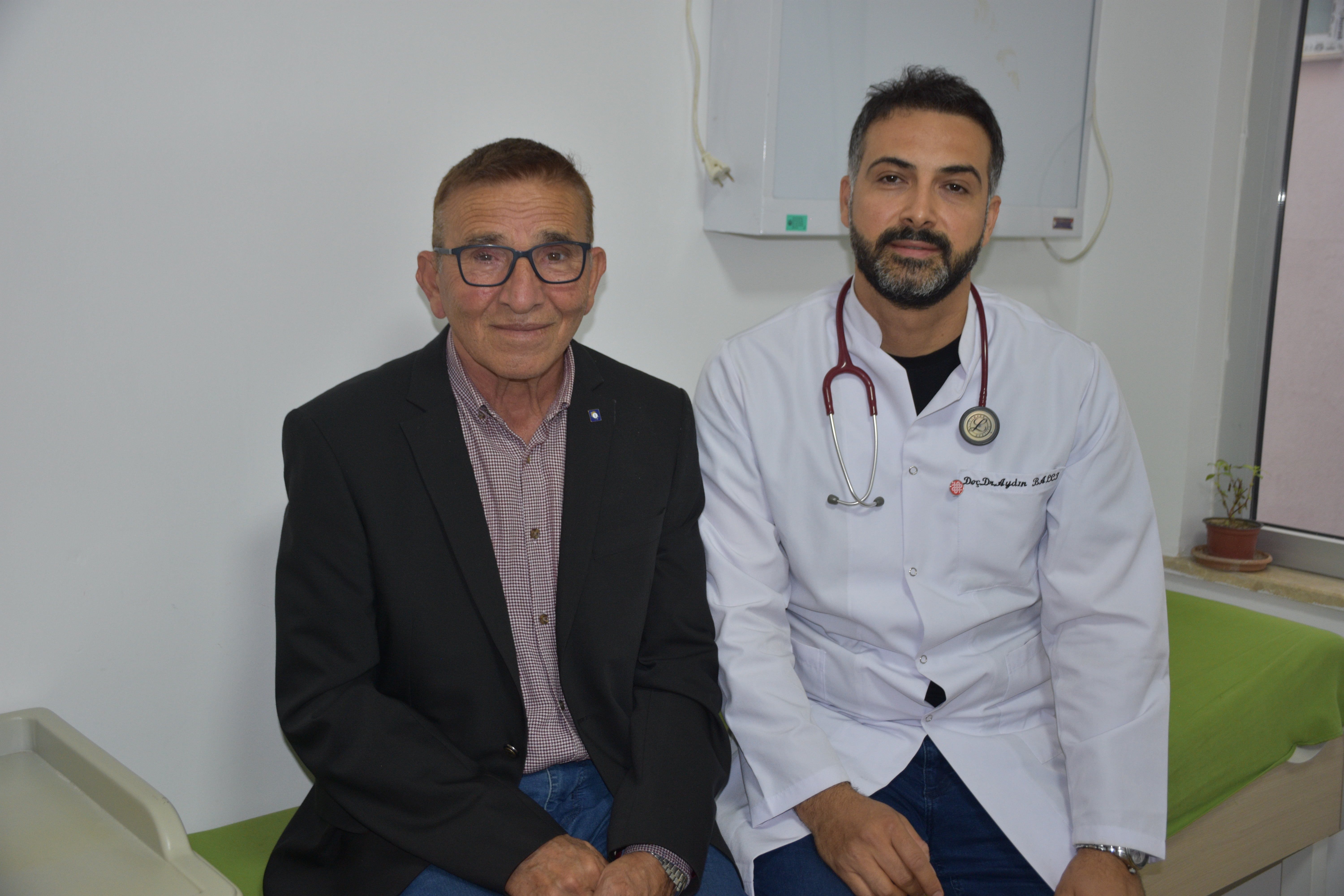 Emekli mühendis erken tanıyla kanseri yendi!  Kemoterapi almadan yaklaşık bir yıllık tedavi süreciyle kanserden kurtuldu