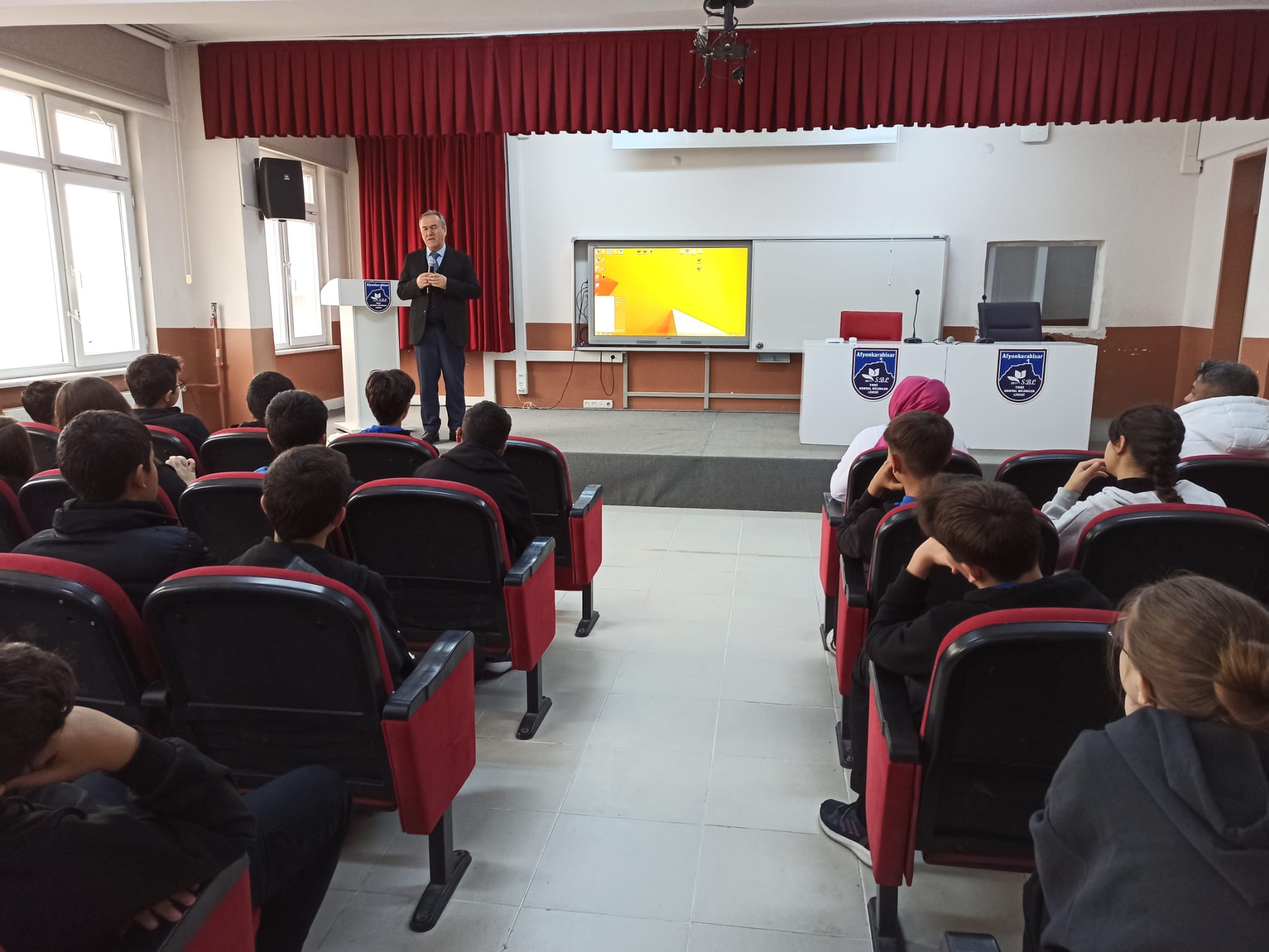 Afyon’un Gençlerine Milli ve Manevi Değerler Aşılanıyor