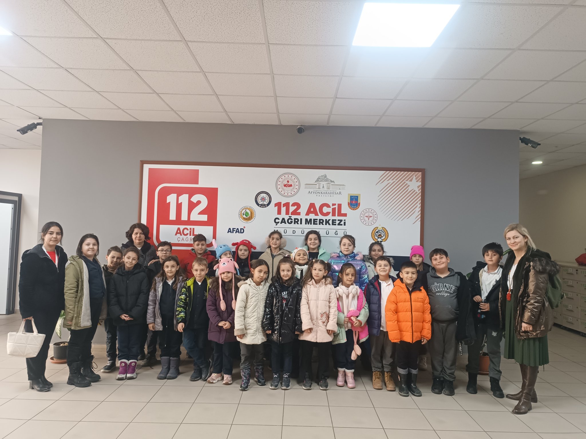 Minik Kalpler 112 Acil Çağrı Merkezi’ni Ziyaret Etti