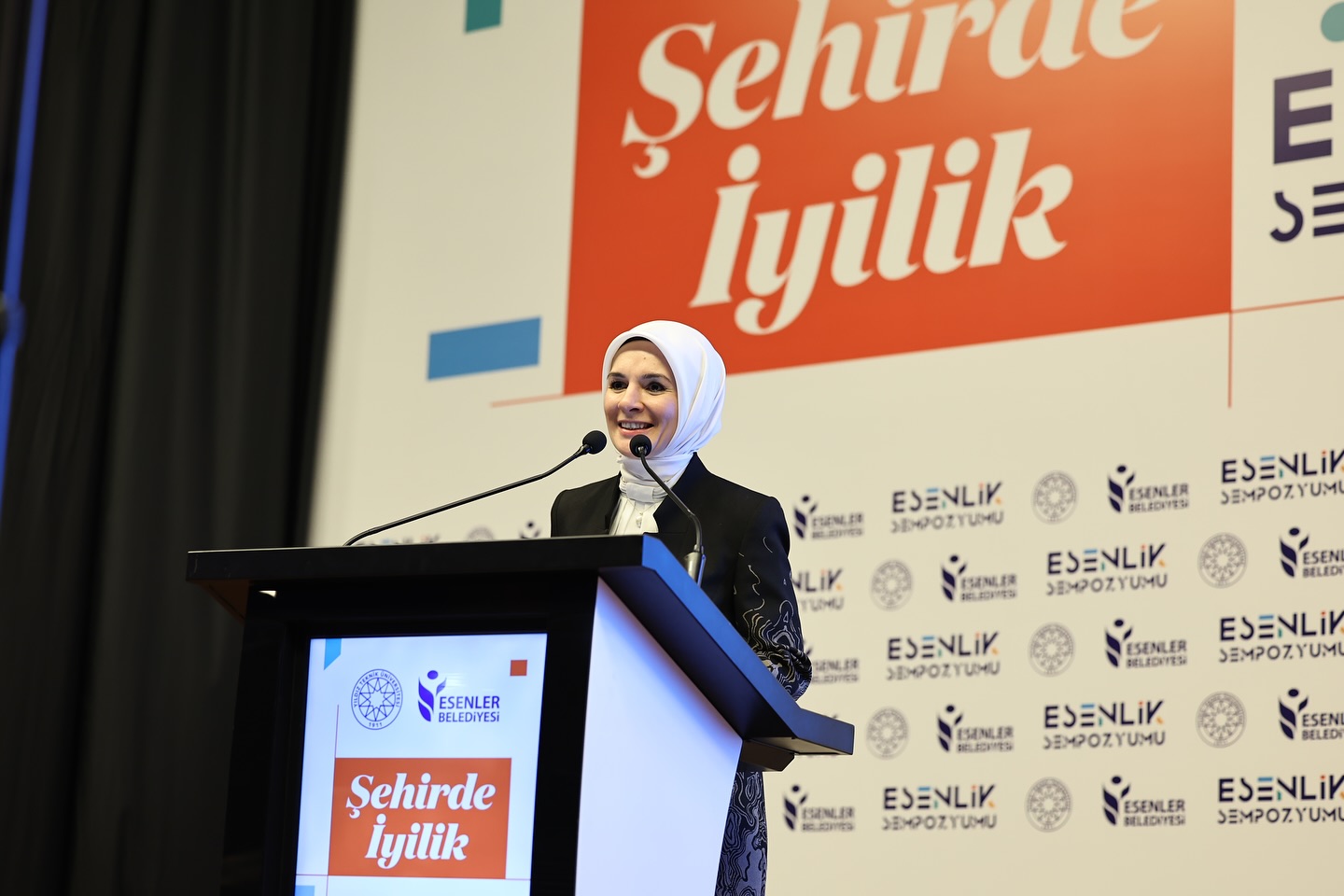 Bakan Göktaş “Güçlü Bir Toplum için Durmadan Çalışıyoruz”