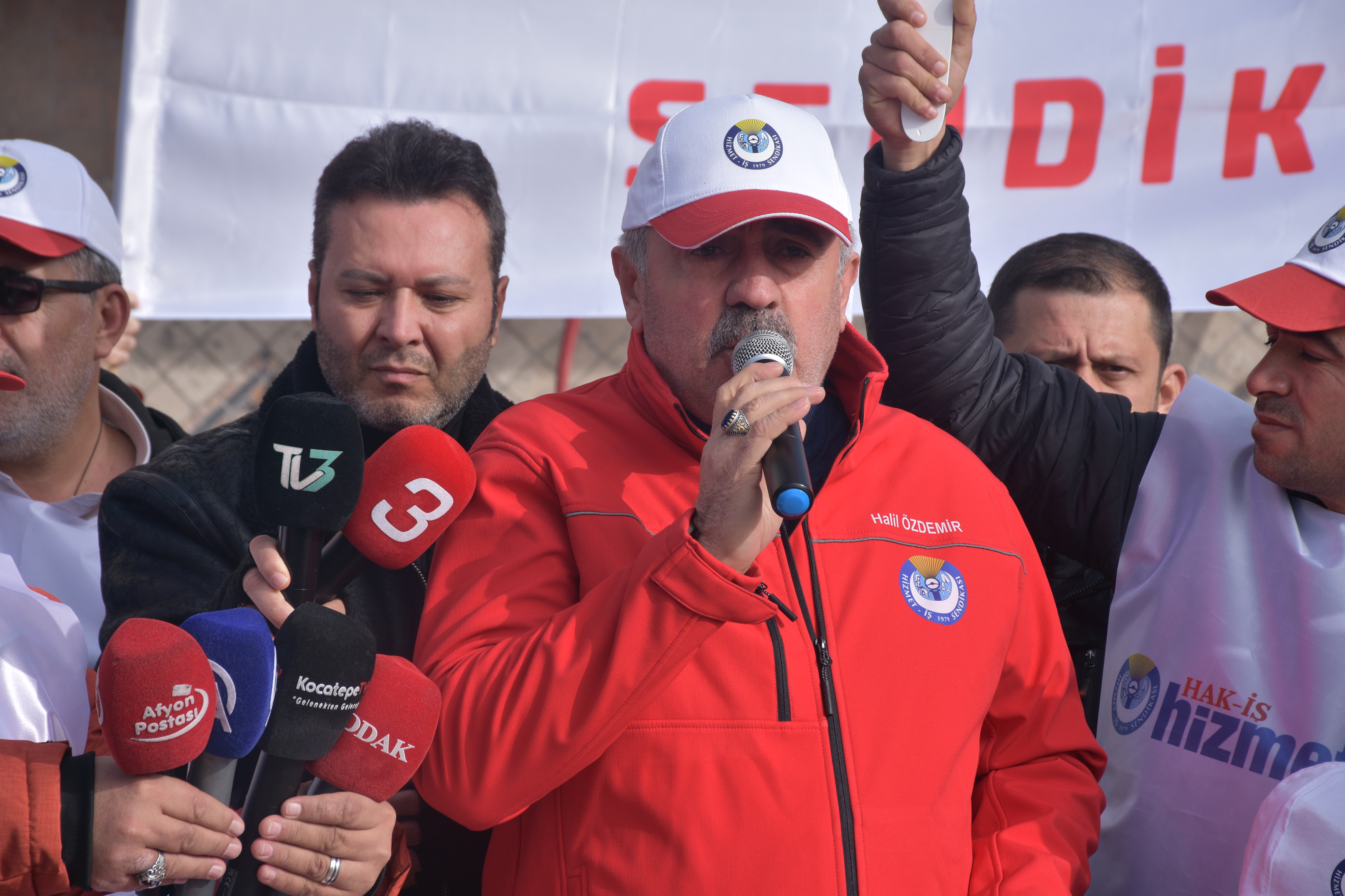 Hizmet-İş Sendikası'ndan Salar Belediyesi'nde işten çıkarmalara tepki