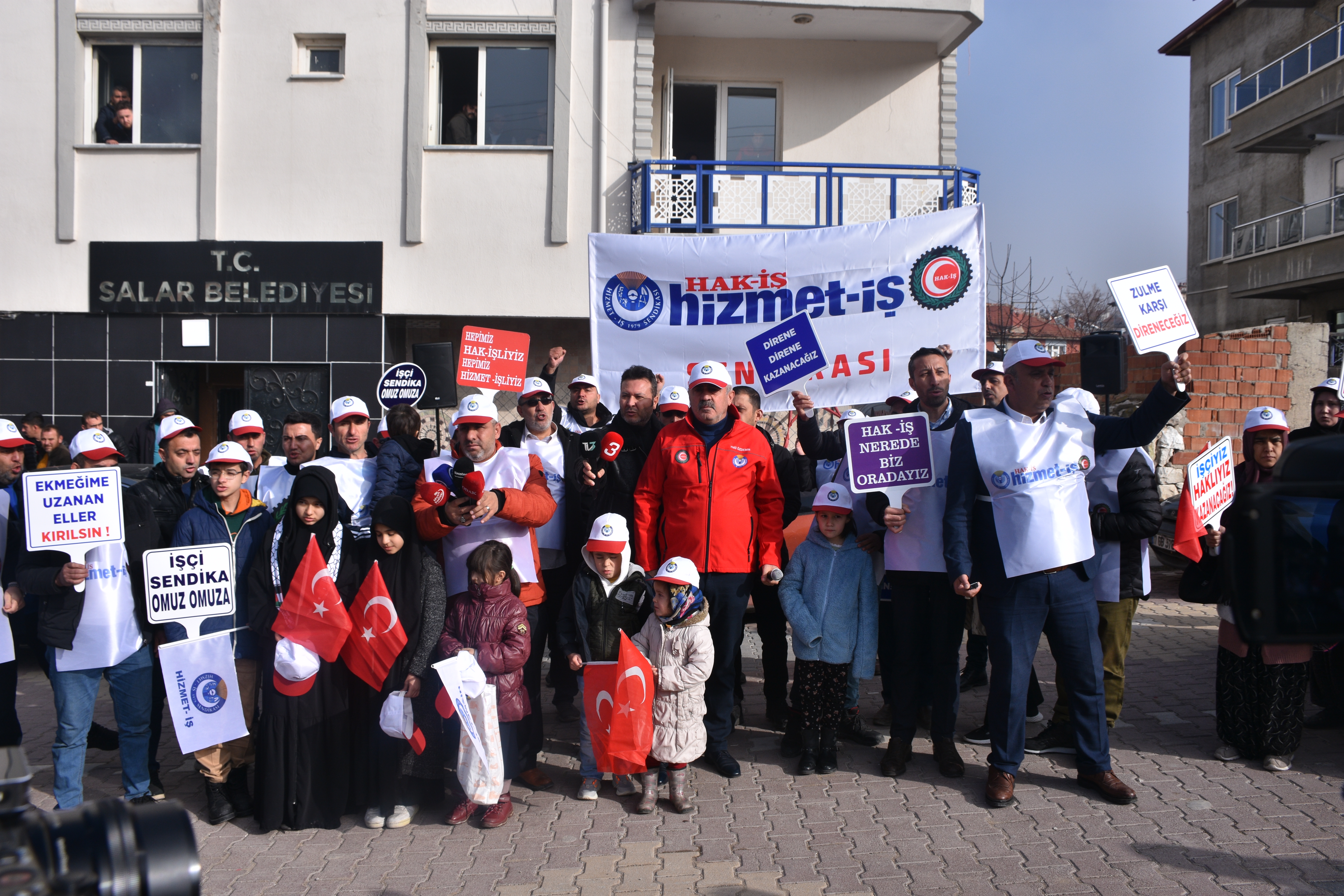 Hizmet-İş Sendikası'ndan Salar Belediyesi'nde işten çıkarmalara tepki