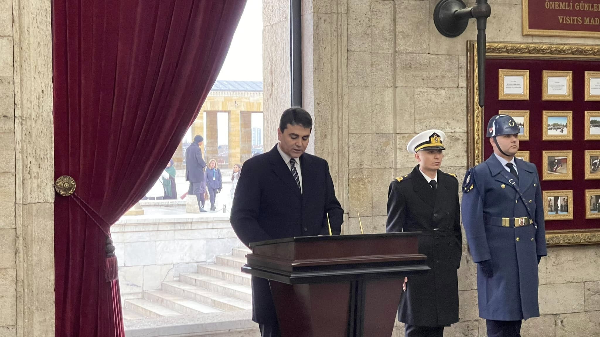 Demokrat Parti Lideri Uysal Cumhuriyet ve Demokrasi Mesajı Verdi