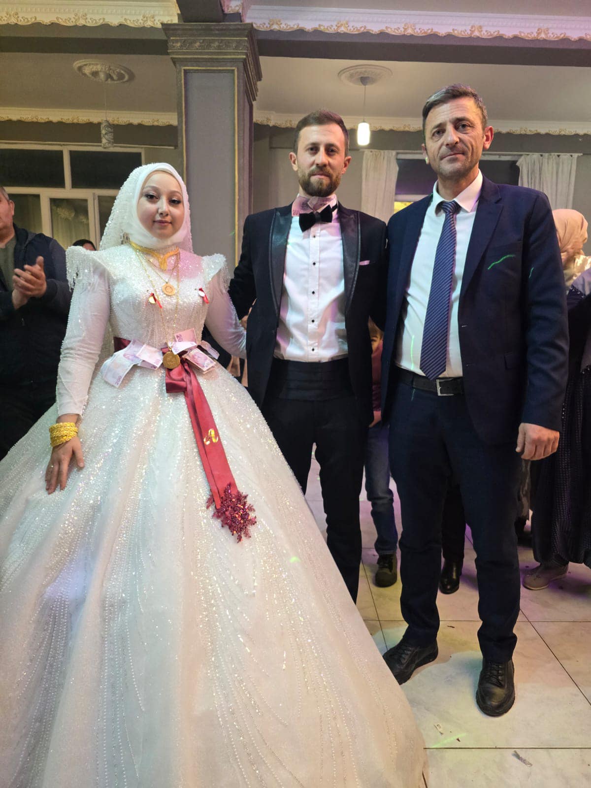 Başkan Yıldırım Genç Çiftin Sevincine Ortak Oldu