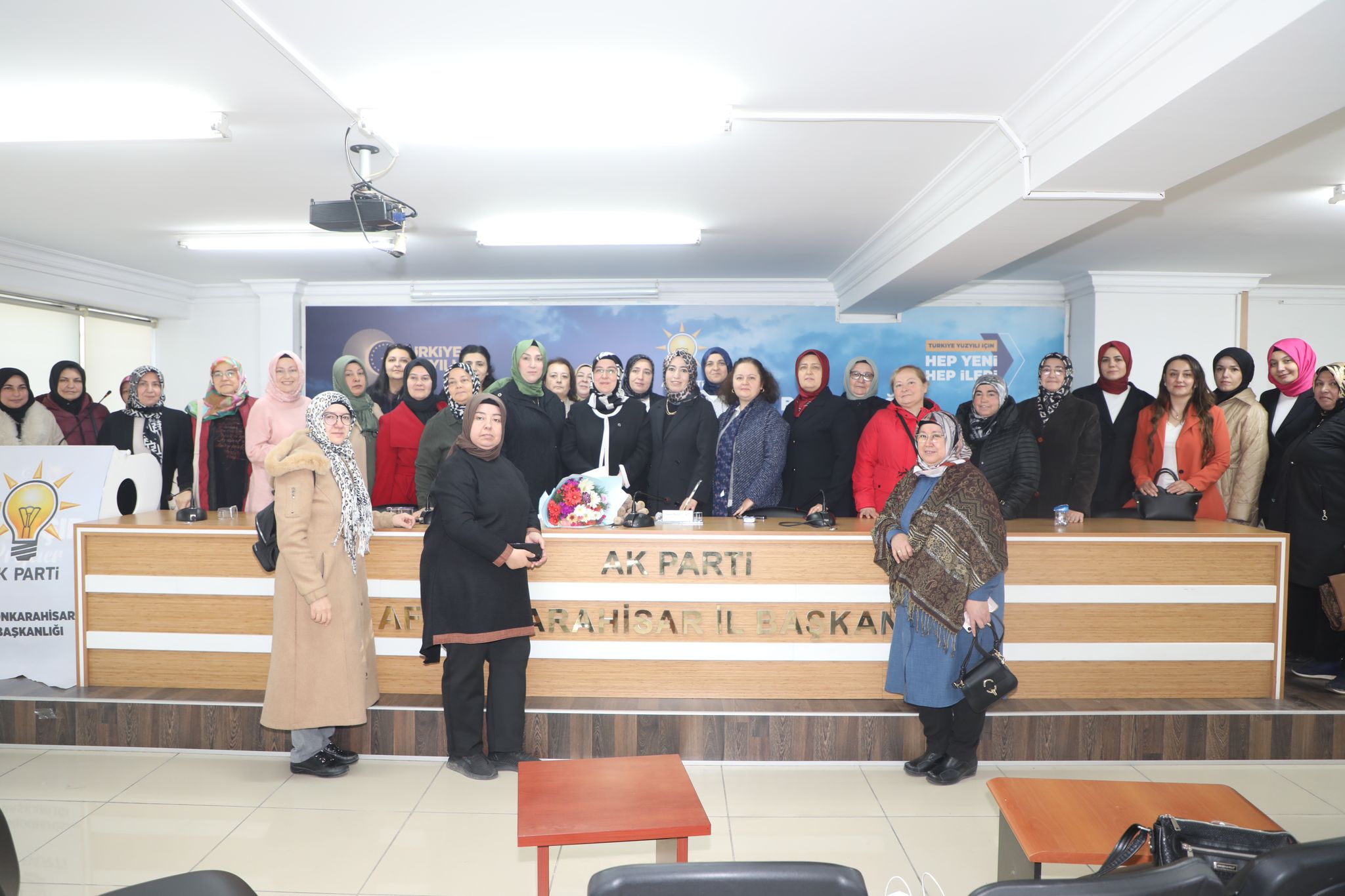 AK Parti Kadın Kolları'nda Çengel Dönemi!