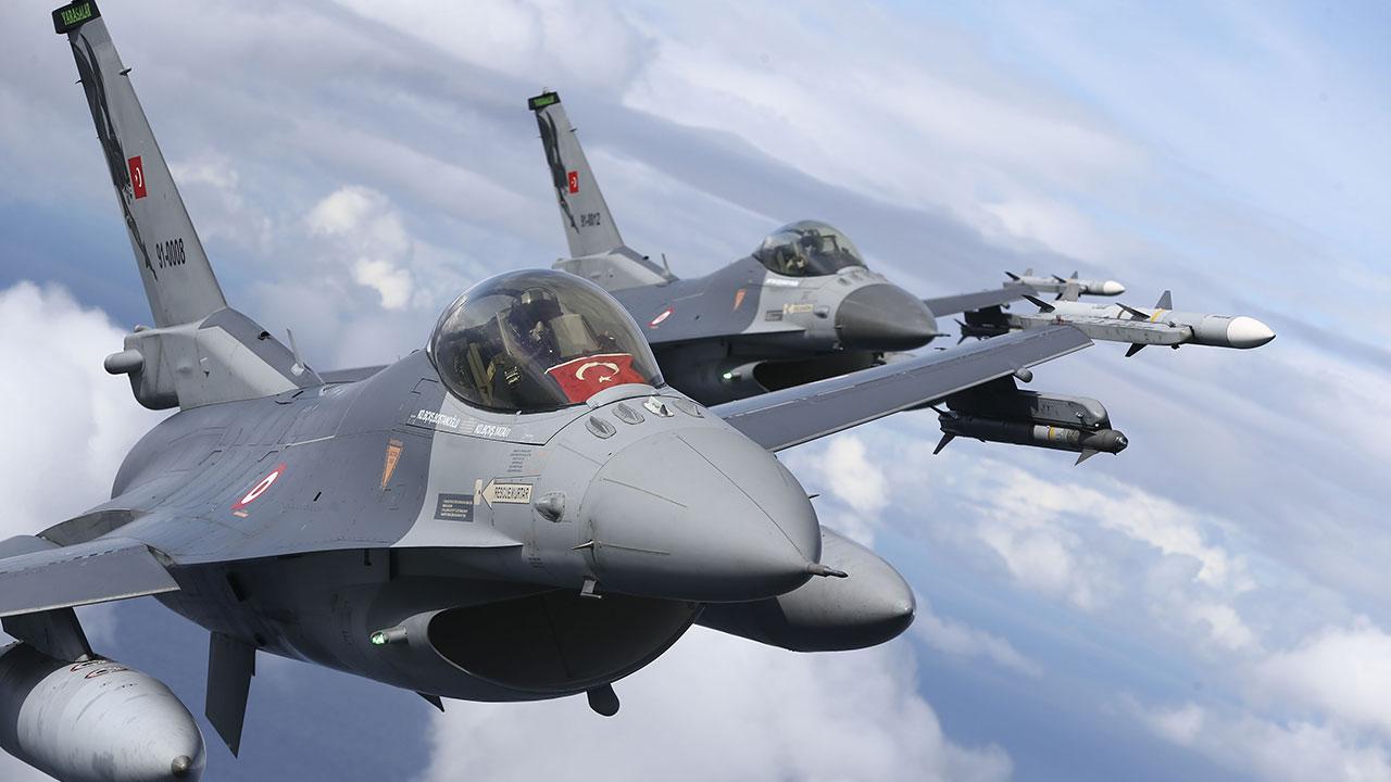 Türkiye, 2 F-16 ile katıldı!  'NATO Müttefik Hava Komutanlığı Hava Harekatı'