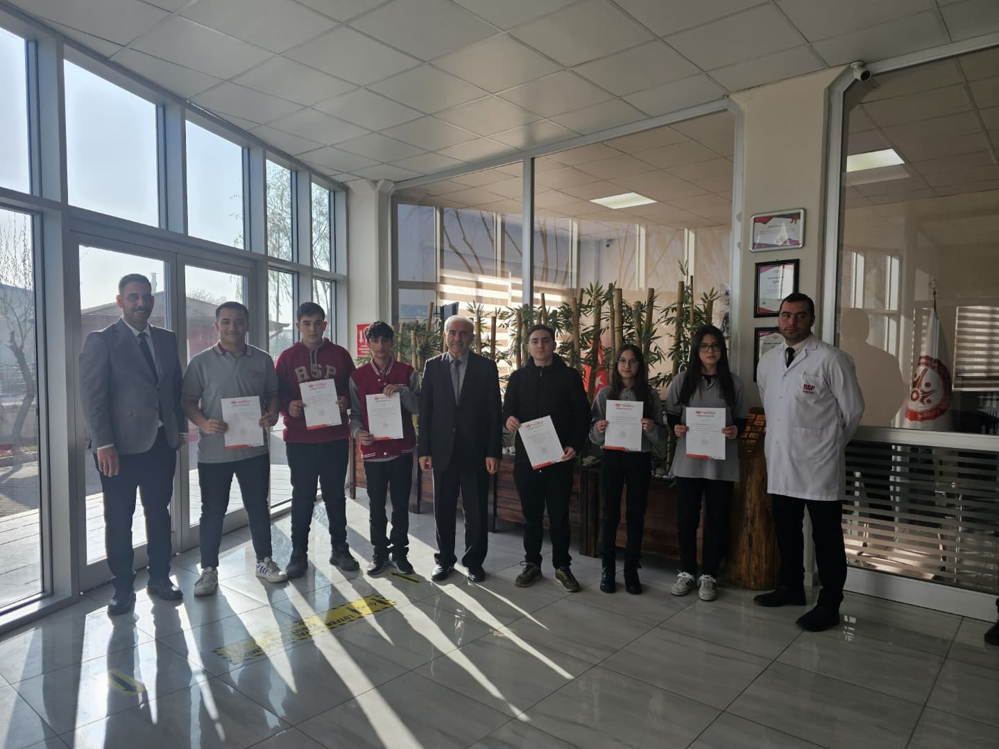 RSP Teknik Koleji, Başarılı Öğrencilerini Ödüllendirdi