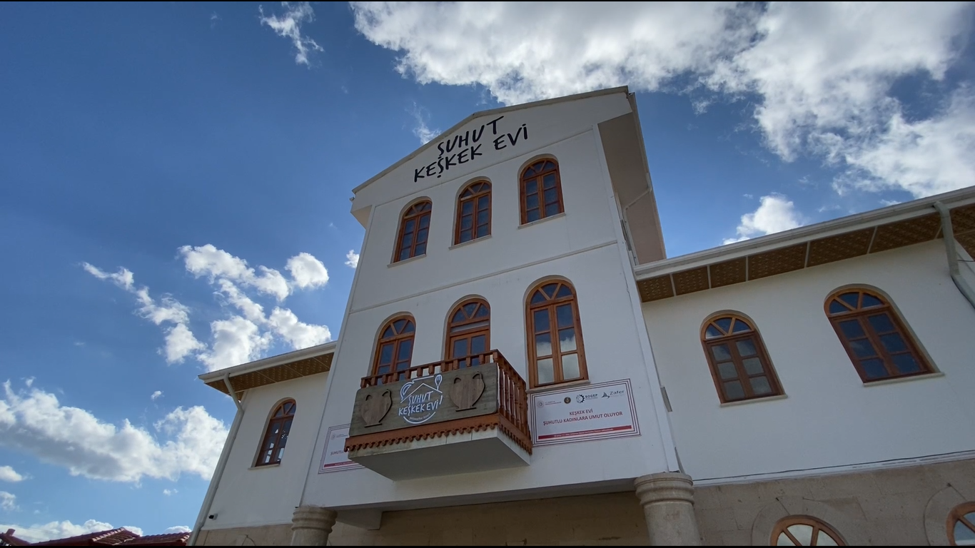 TESCİLLİ ŞUHUT KEŞKEĞİ İLE GELENEKSEL TATLARA YOLCULUK