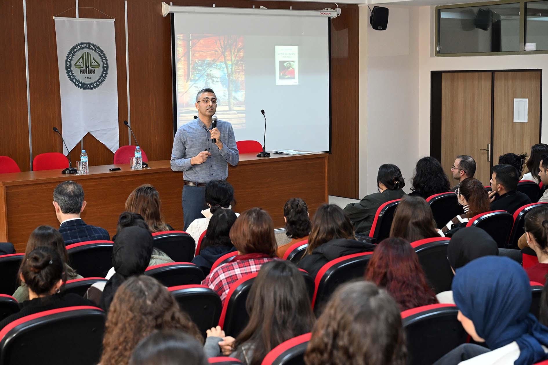 Doç. Dr. Hasan Camcı, Yorgun Ruhlar İçin Hayatı İyileştiren Formülleri Paylaştı!