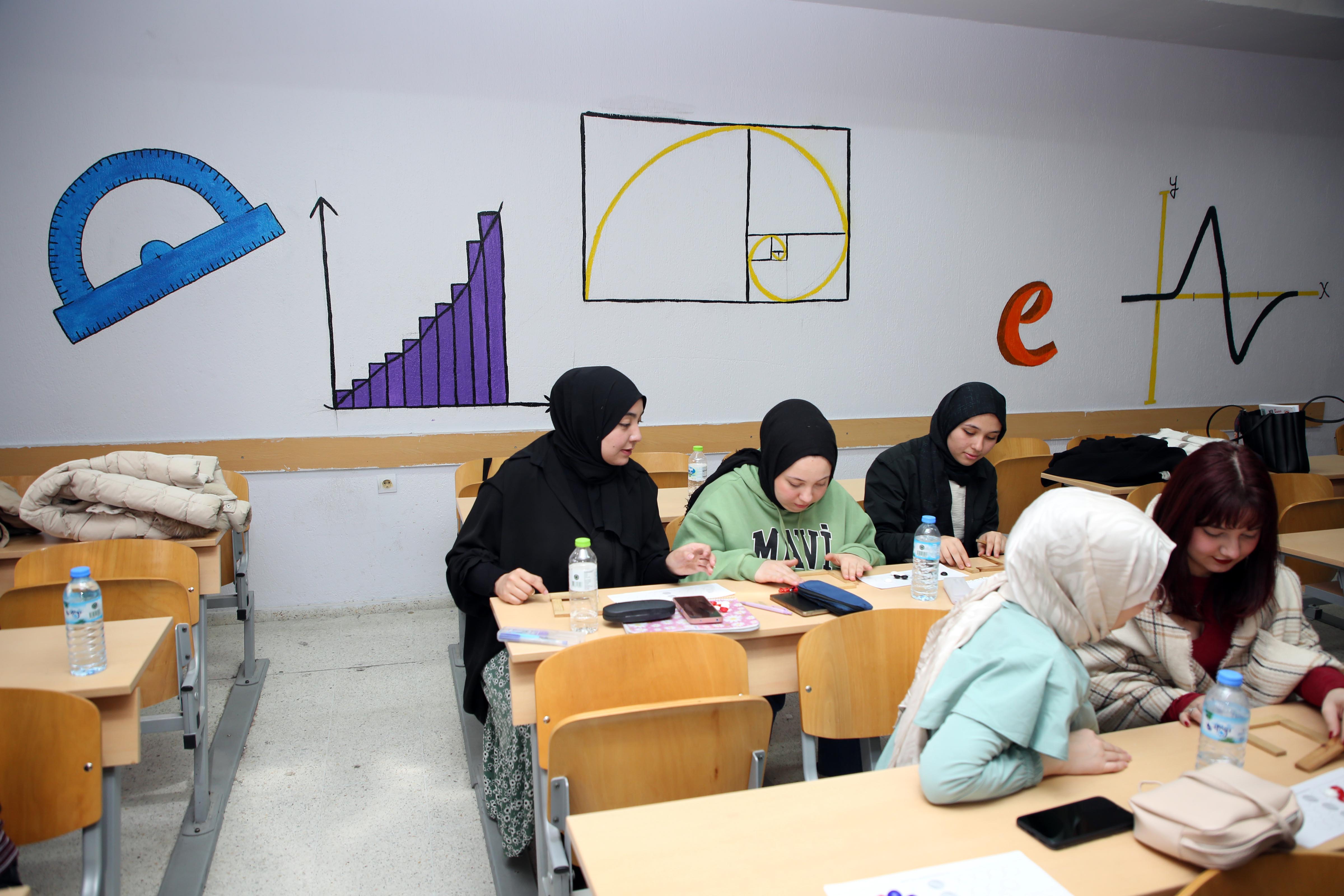 AKÜ’de Öğrencilere Matematiksel Düşünme Eğitimi Verdi