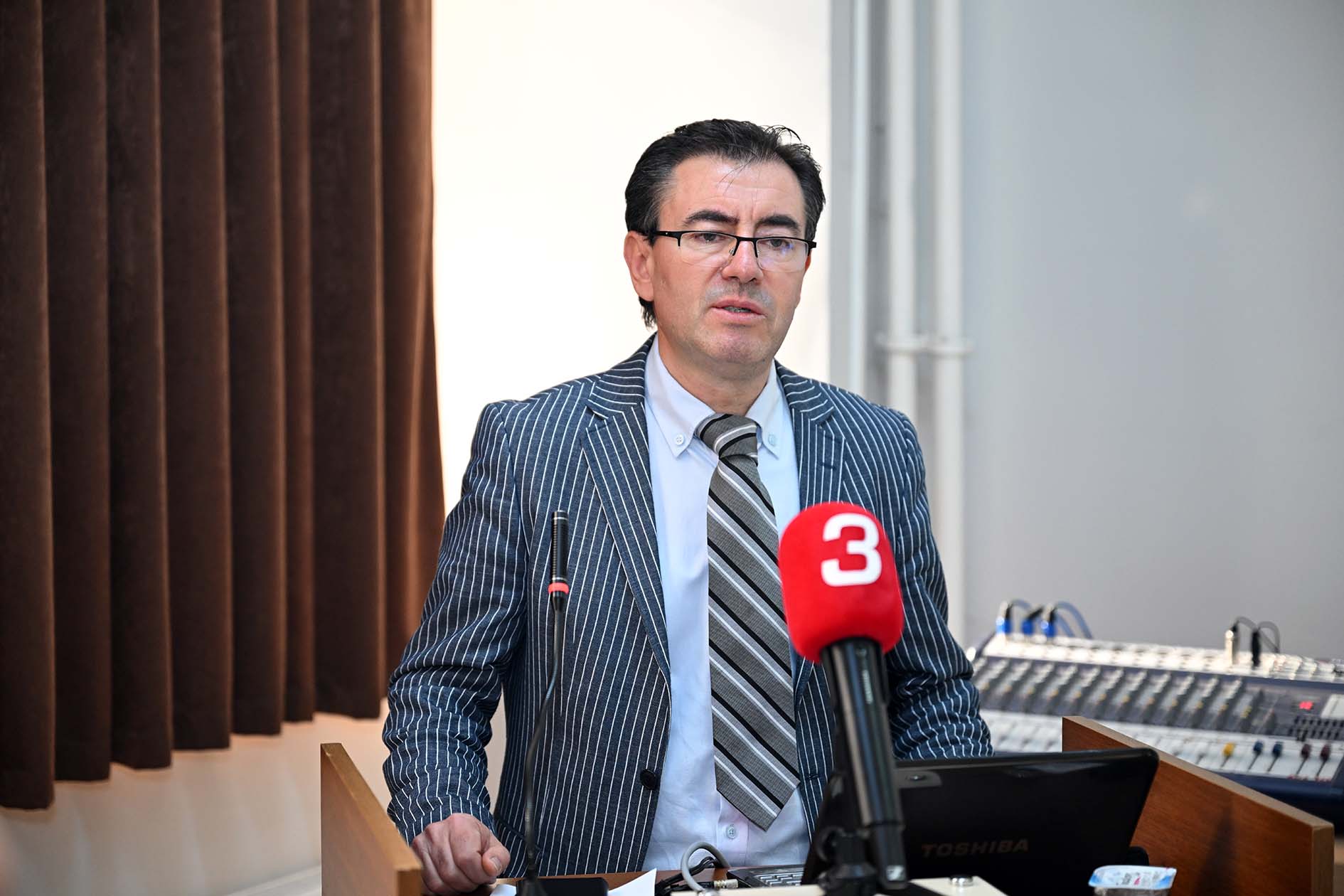   “MERMER ÜRETİMİNİN ÜÇTE BİRİ AFYONKARAHİSAR’DA”