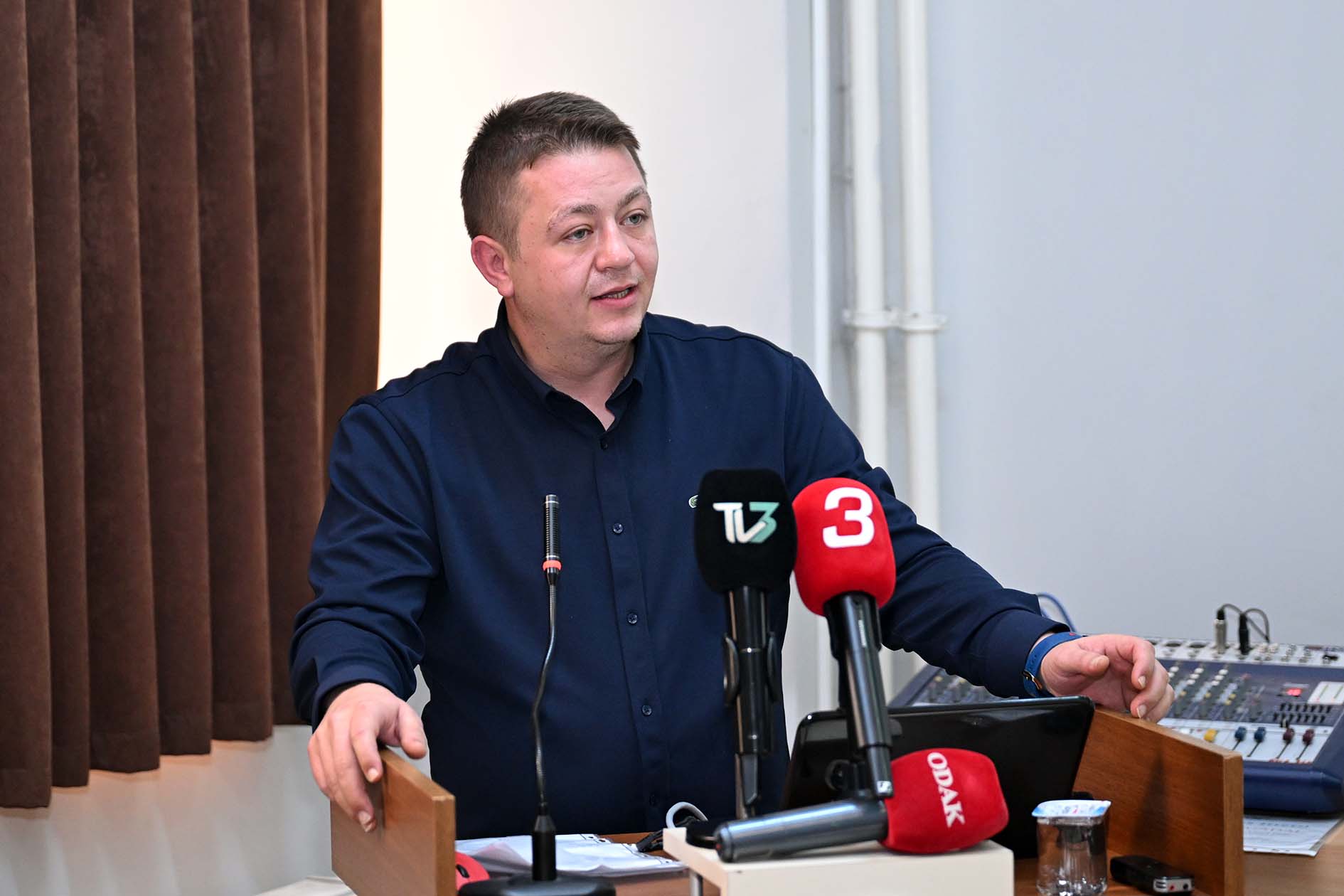   “MERMER ÜRETİMİNİN ÜÇTE BİRİ AFYONKARAHİSAR’DA”
