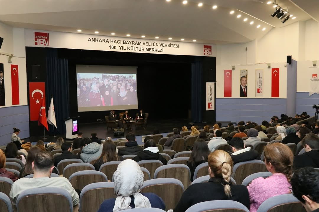 Vali Yiğitbaşı, Cumhuriyetin 101. Yılında Kadın Yöneticiler” Programına Katıldı