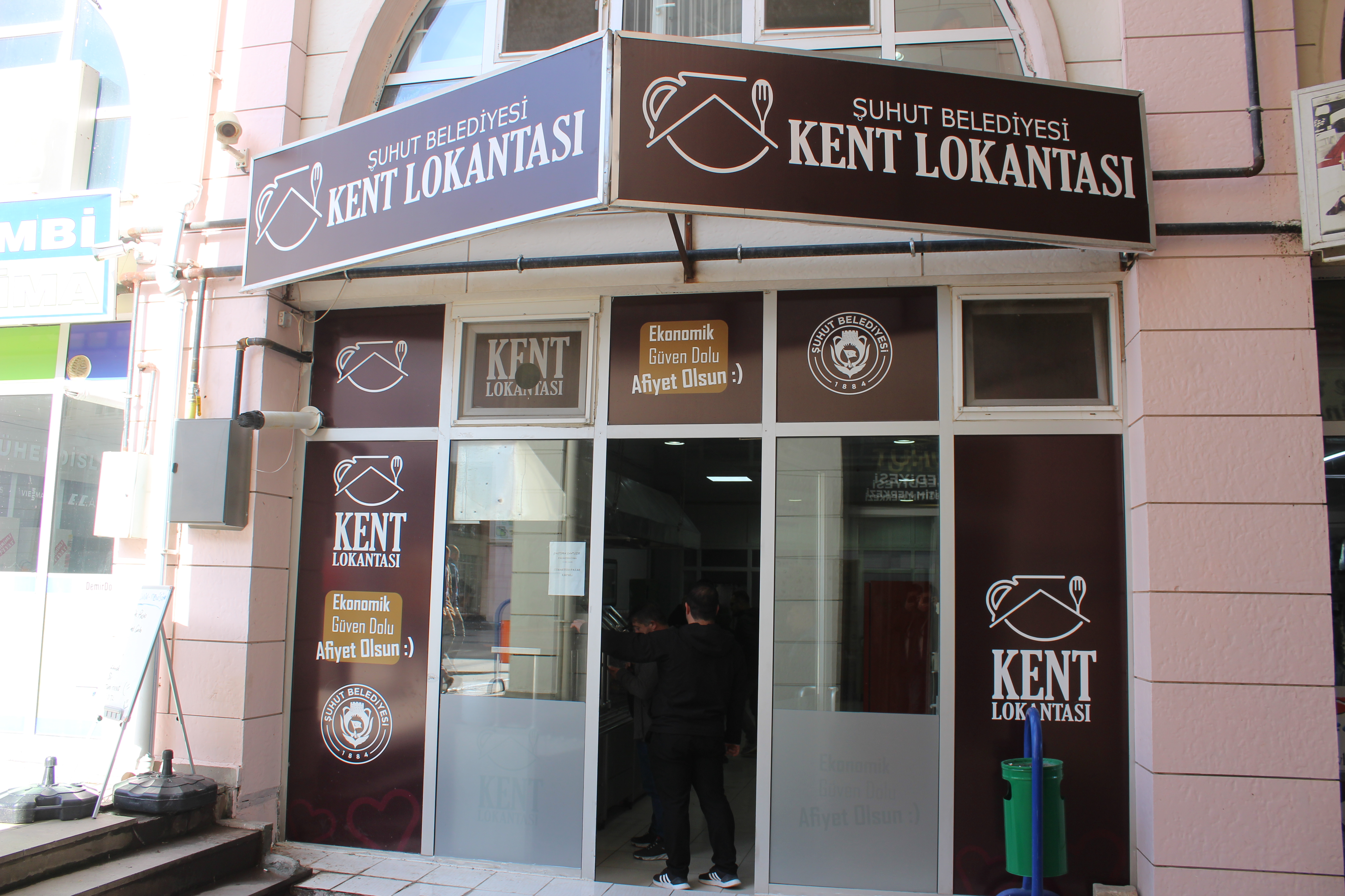 BELEDİYE DESTEKLİ HİZMET, ŞUHUT'TA UYGUN FİYATLI YEMEK