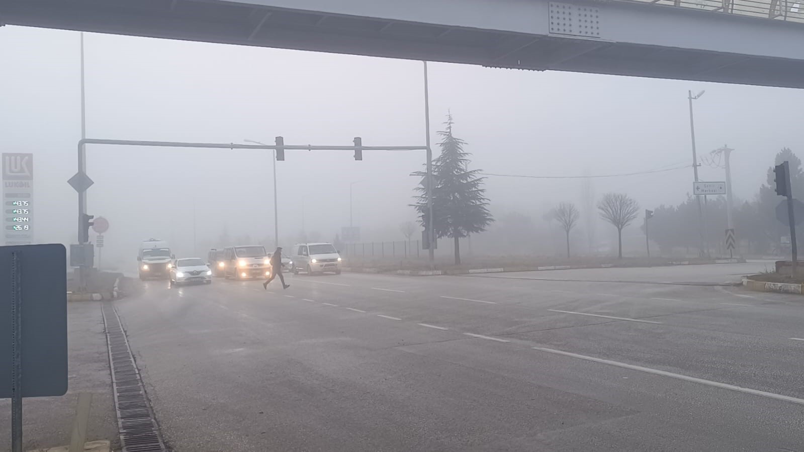 Sis Yolu Görülmez Hale Getirdi, Sürücüler Zor Durumda Kaldı