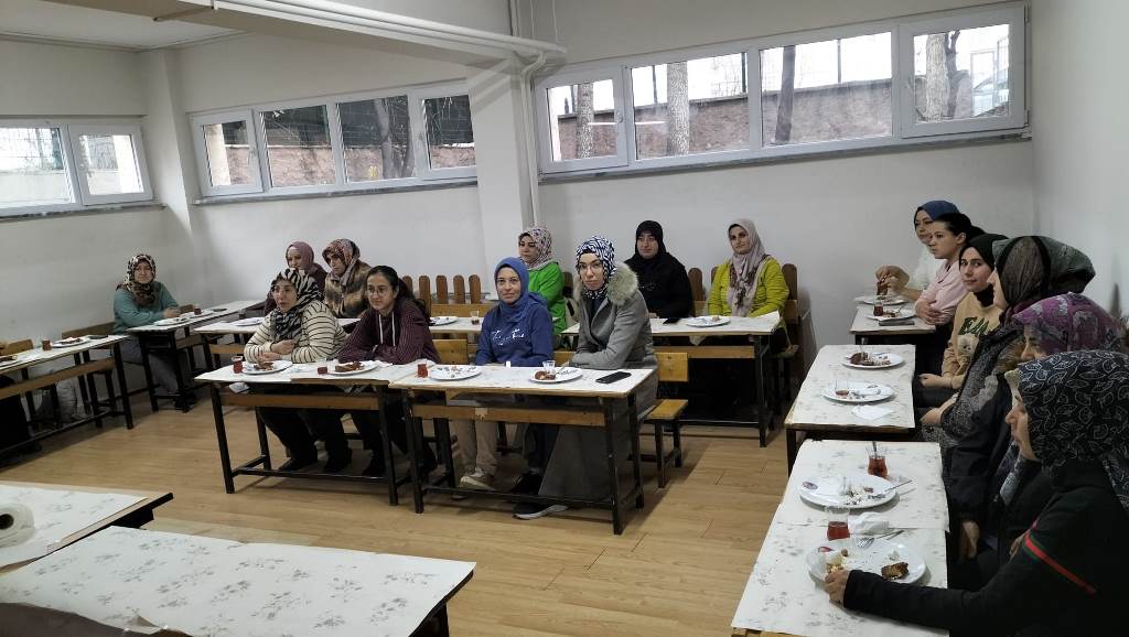 ÖĞRETMEN SANİYE SAYIOĞLU İLKOKULU'NDAN ANLAMLI PROJE: